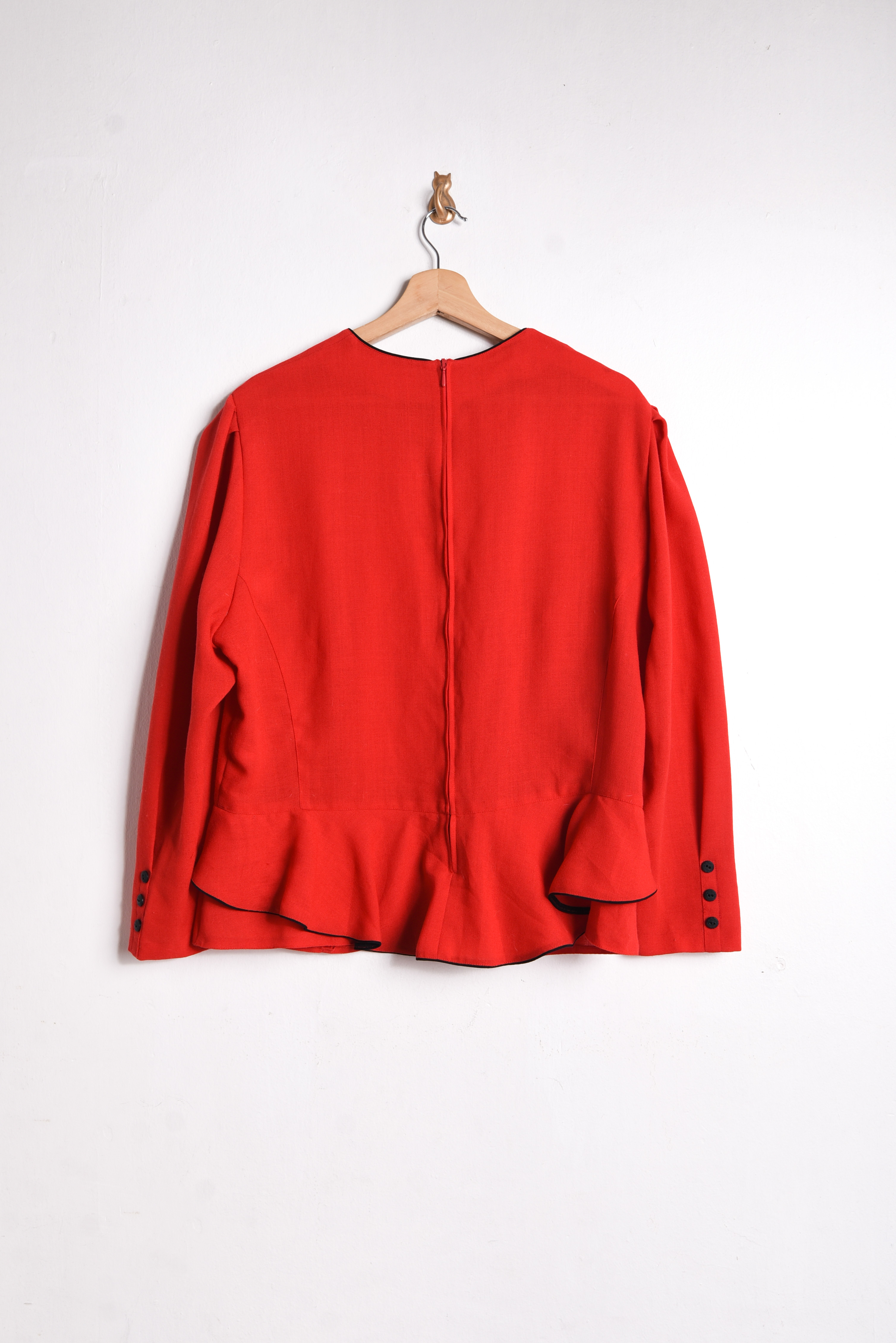 Blusa roja peplum botones