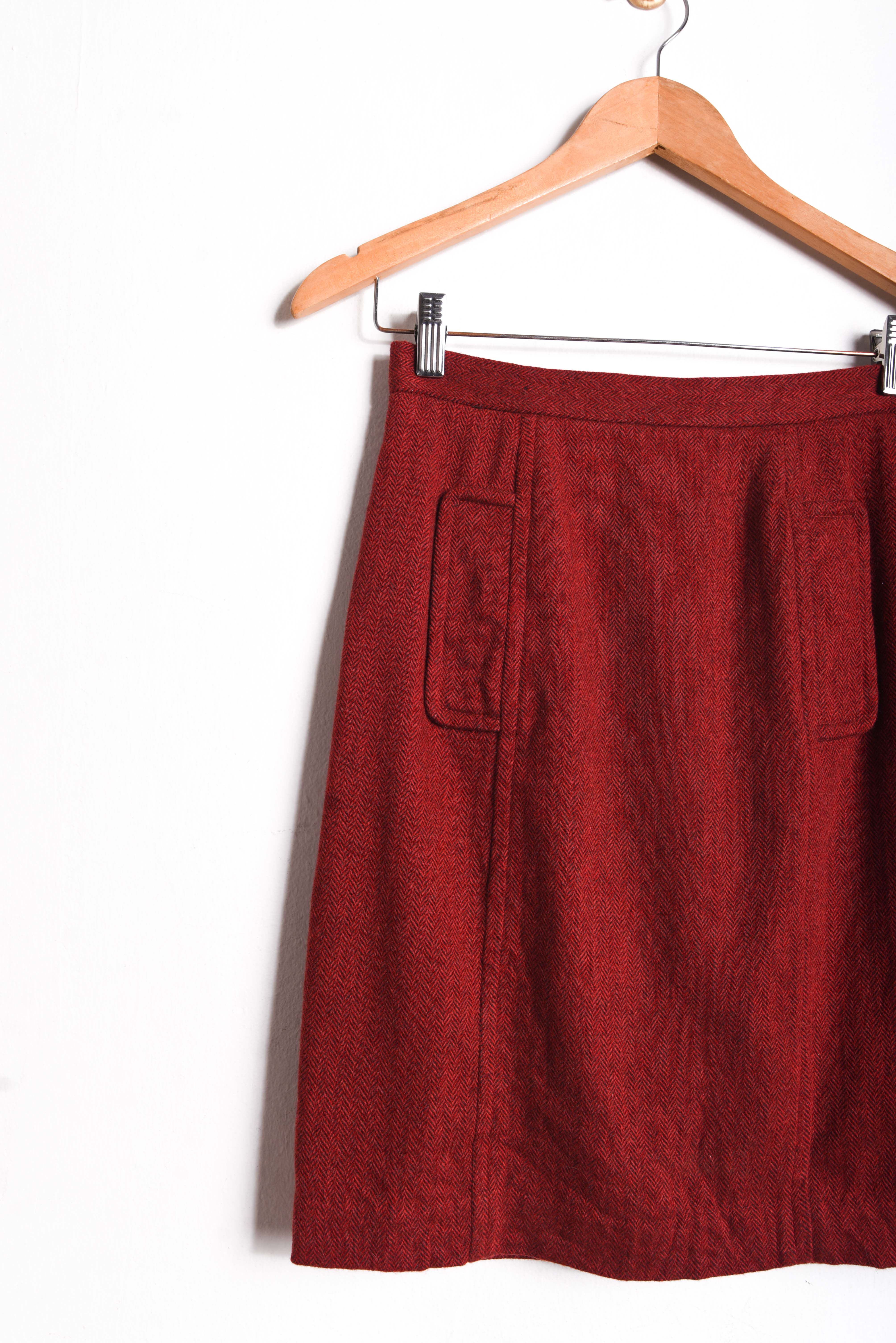 Falda dark red espiga