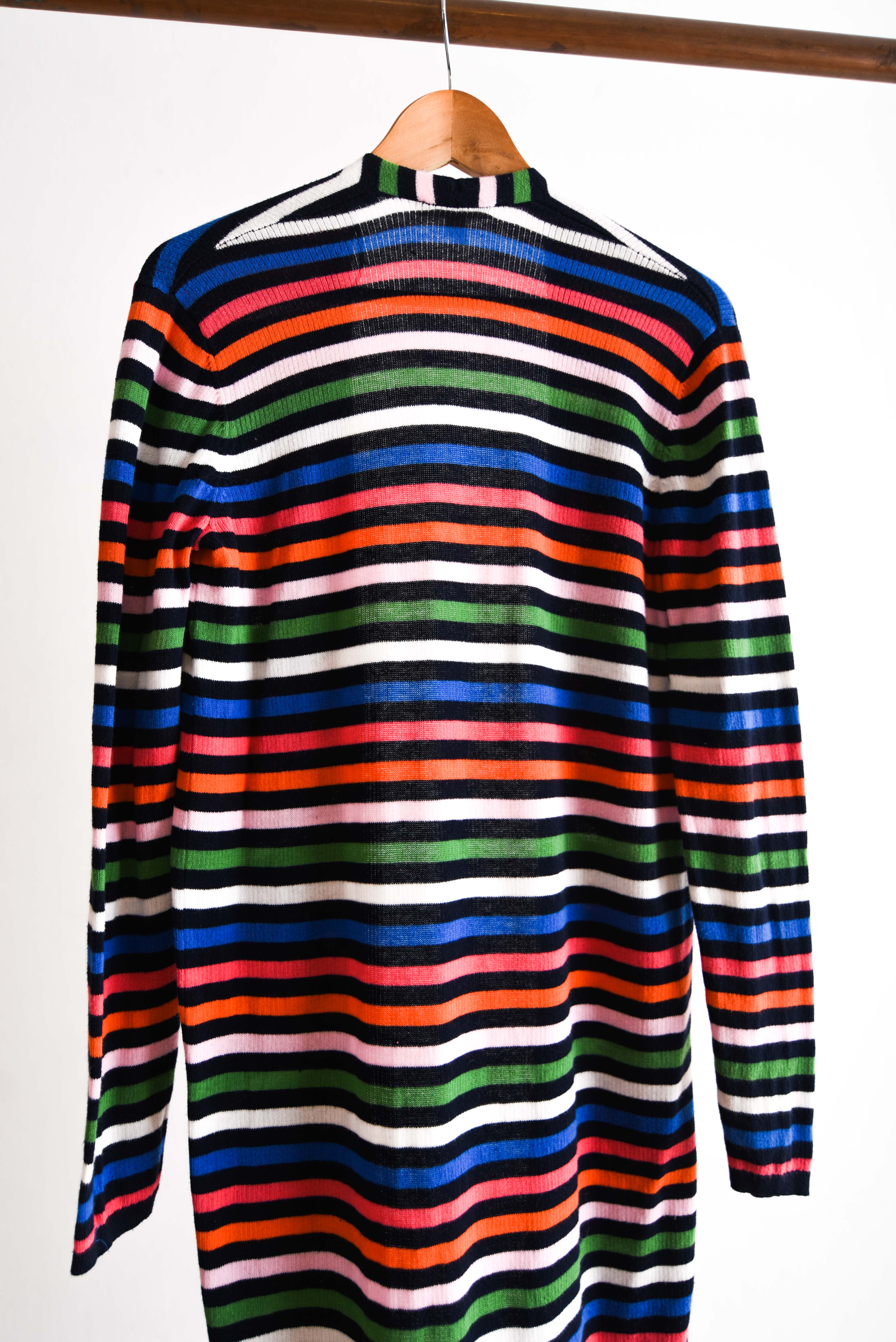 Cardigan tapado rayado multicolor
