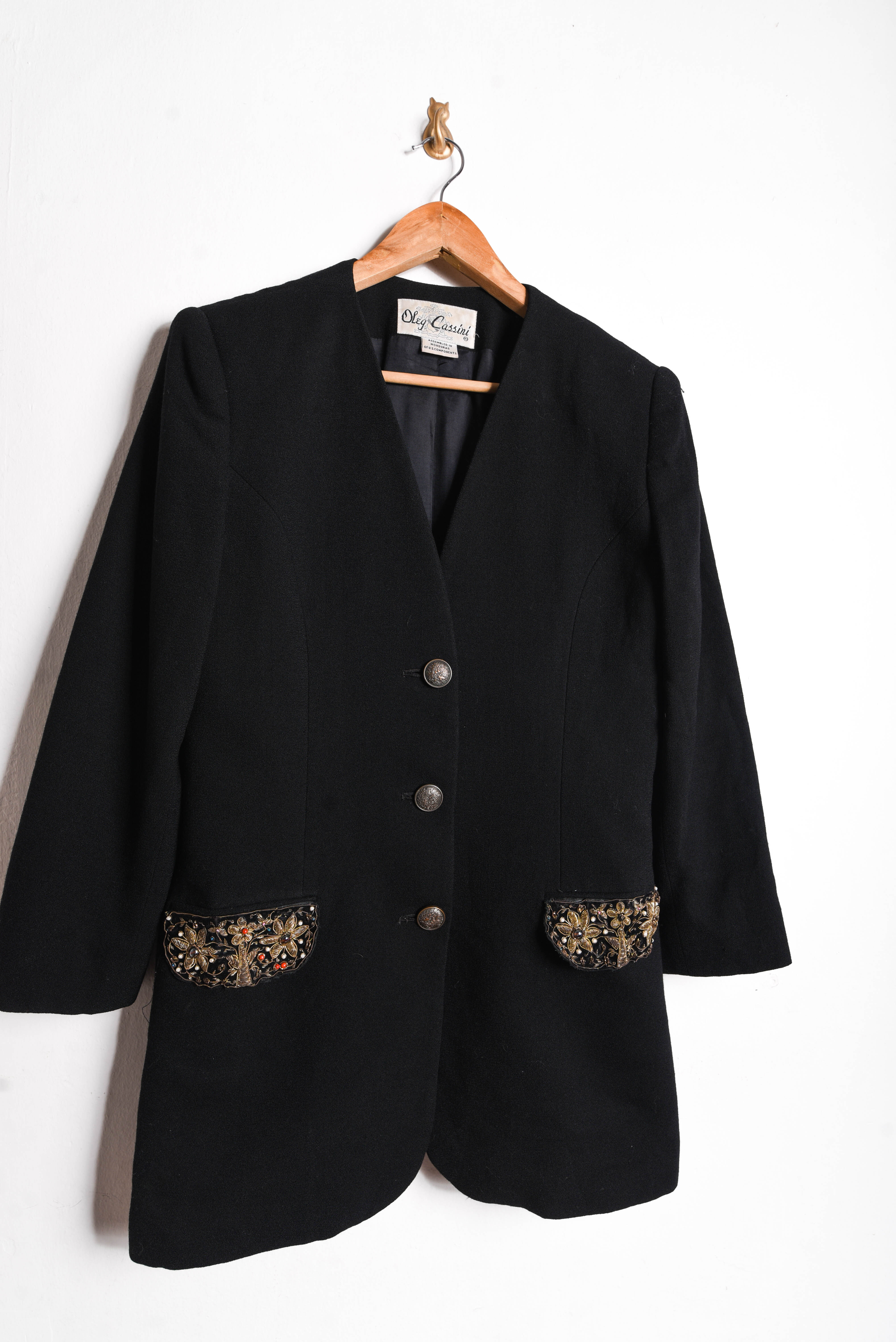 Chaqueta negra Oleg Cassini