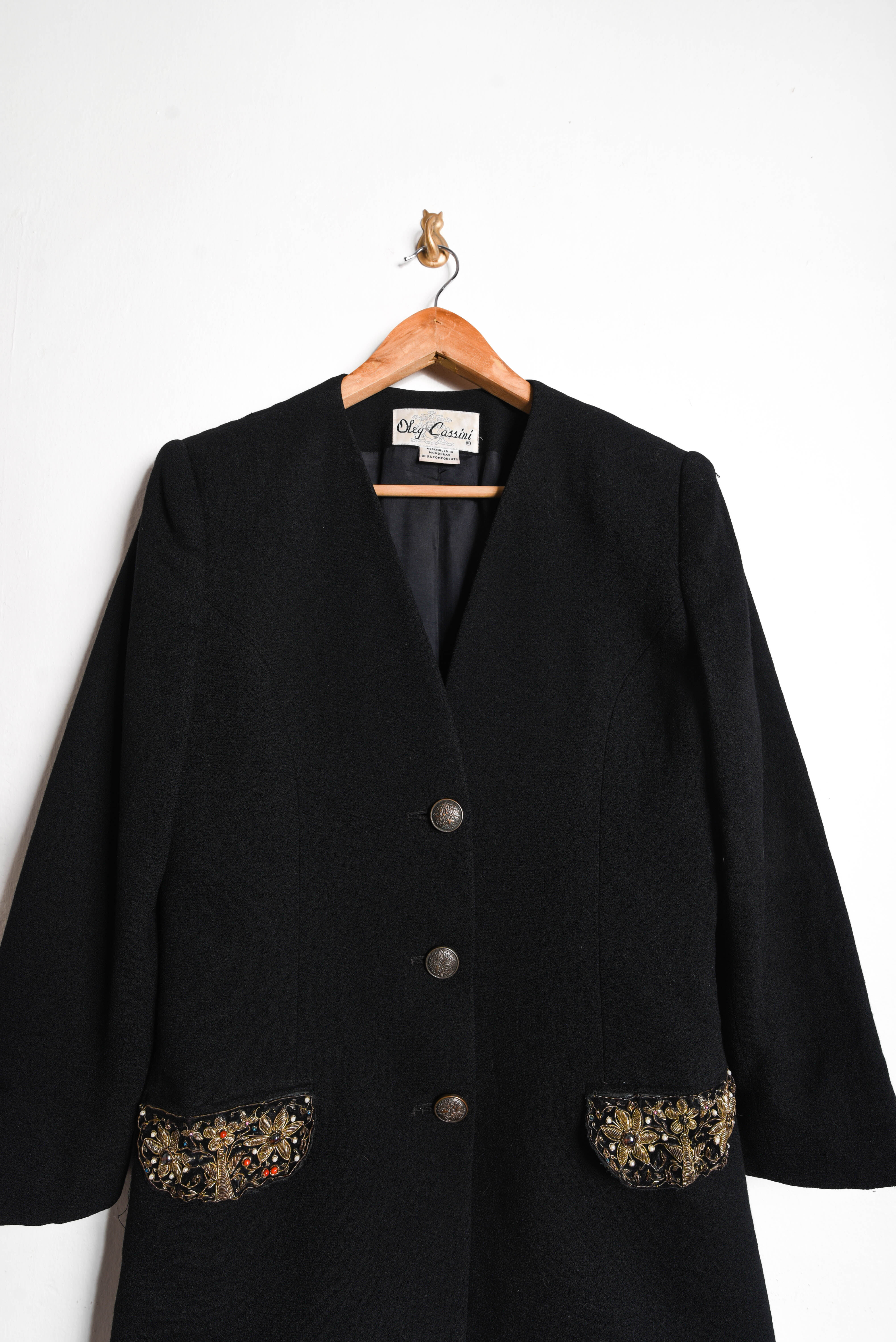 Chaqueta negra Oleg Cassini