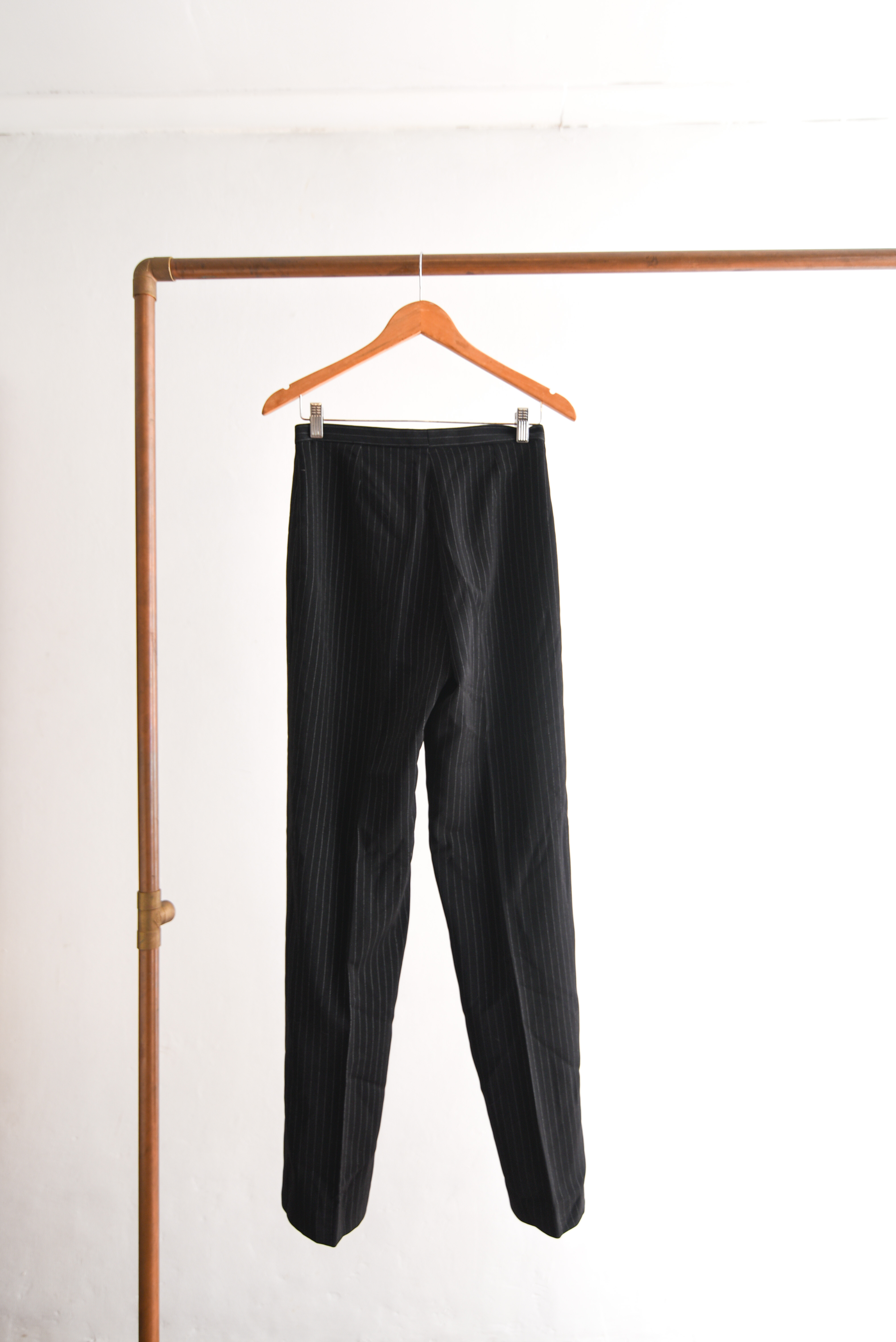 Pantalón negro pinstripe made in Chile