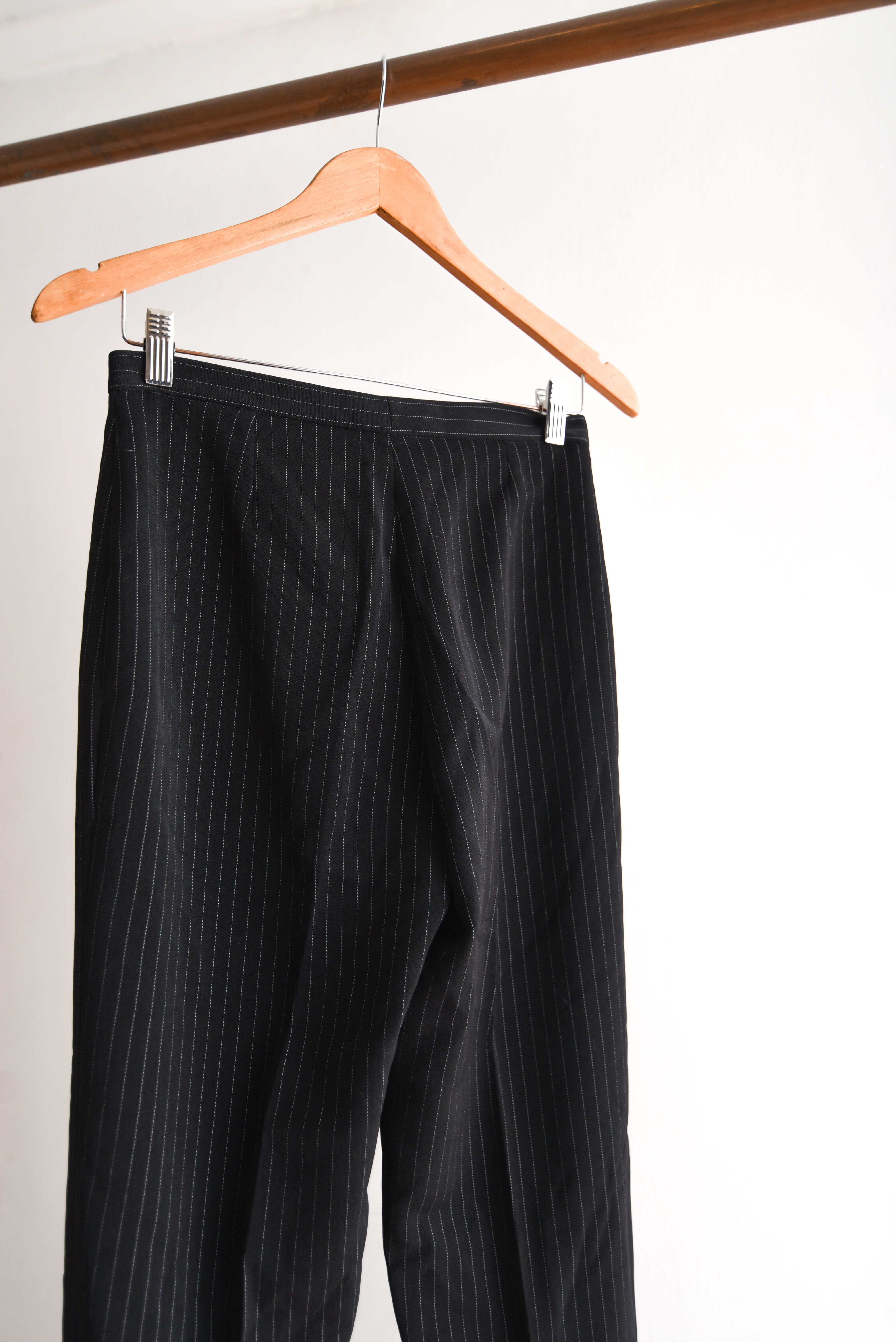 Pantalón negro pinstripe made in Chile