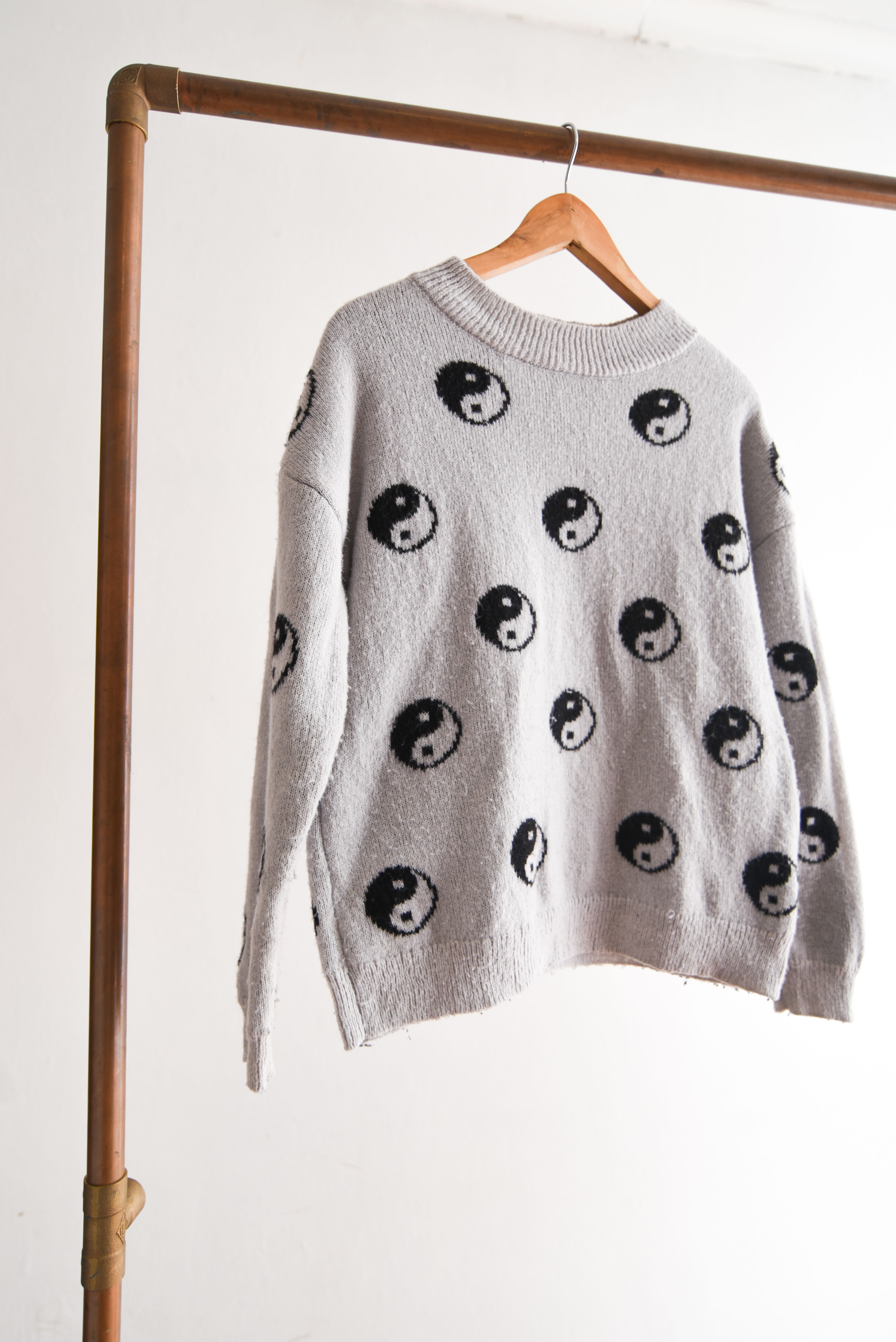 Chaleco Yin-Yang gris