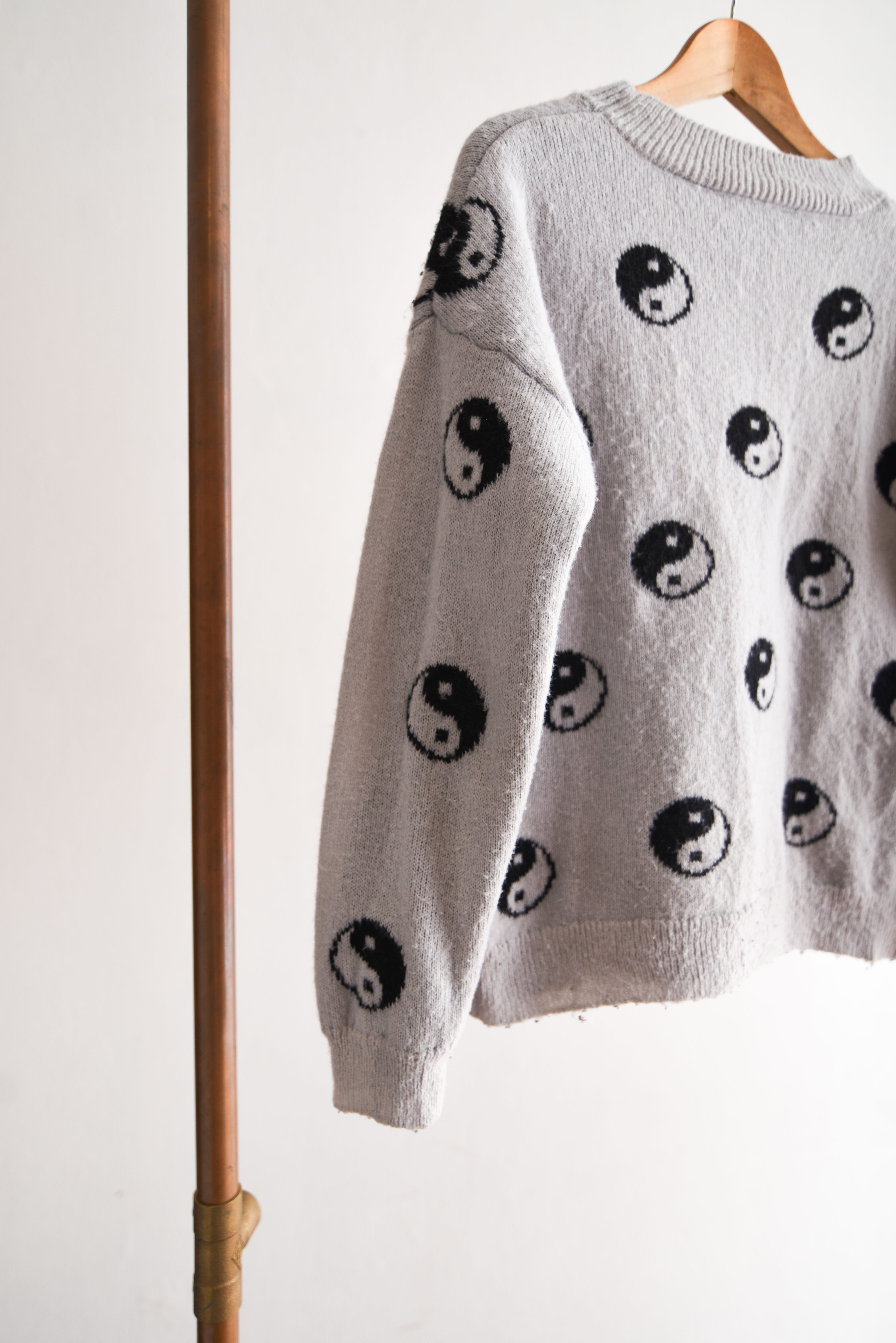 Chaleco Yin-Yang gris