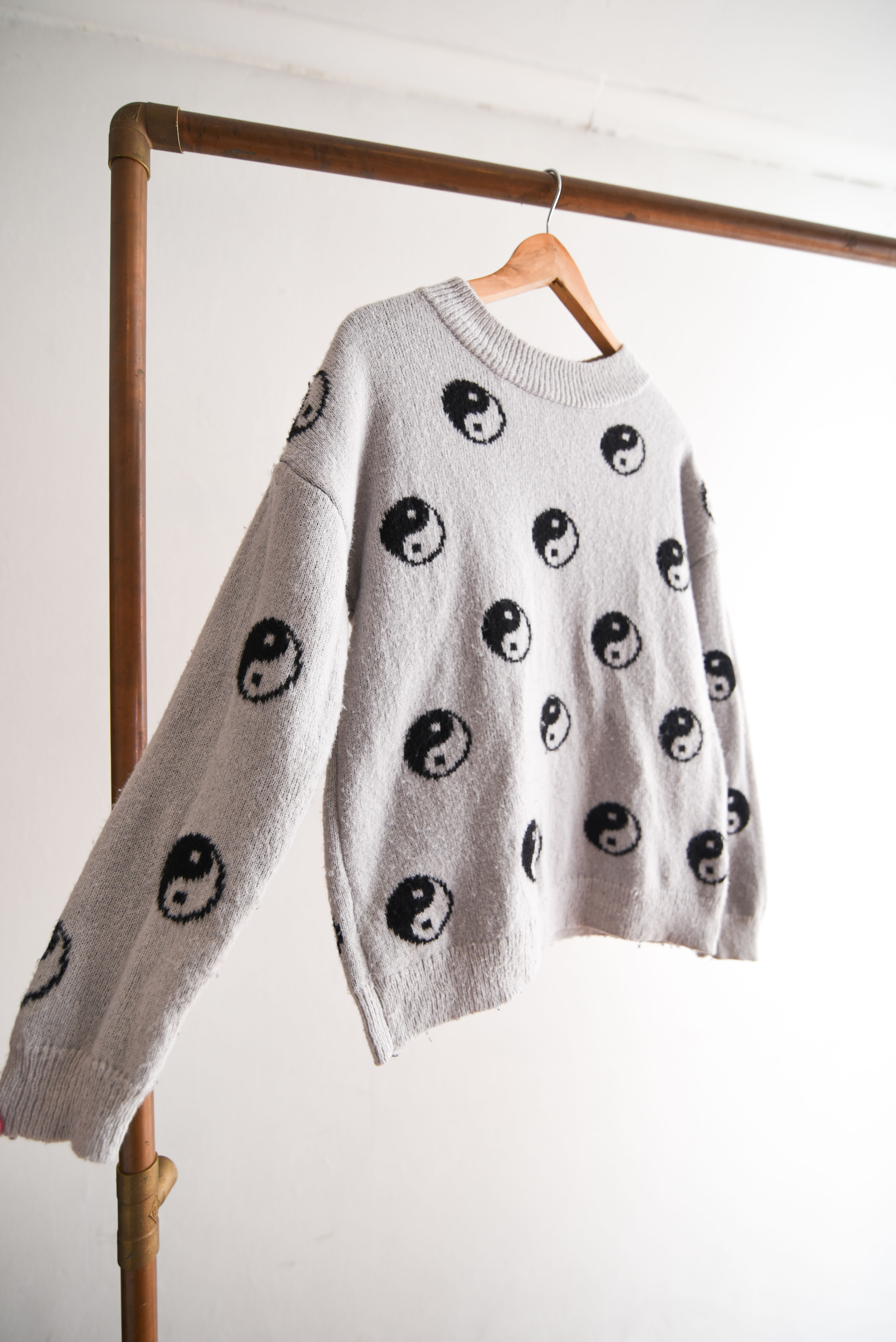 Chaleco Yin-Yang gris