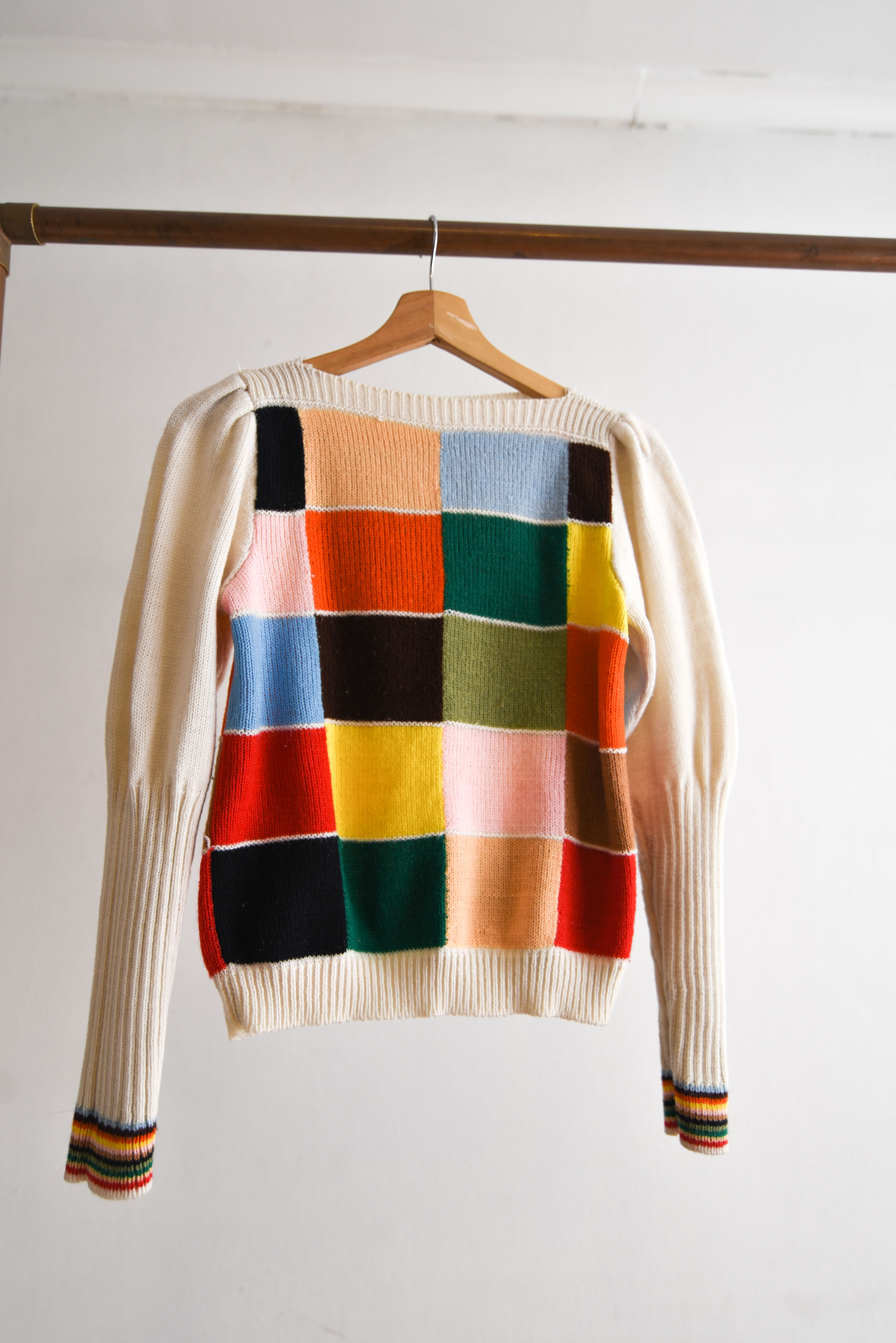 Chaleco marfil vintage cuadros