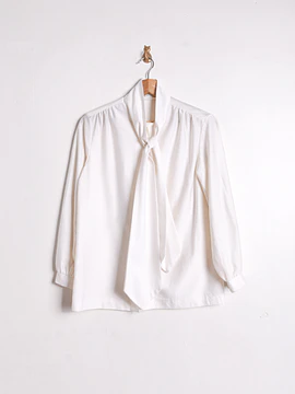Blusa marfil vintage lazito