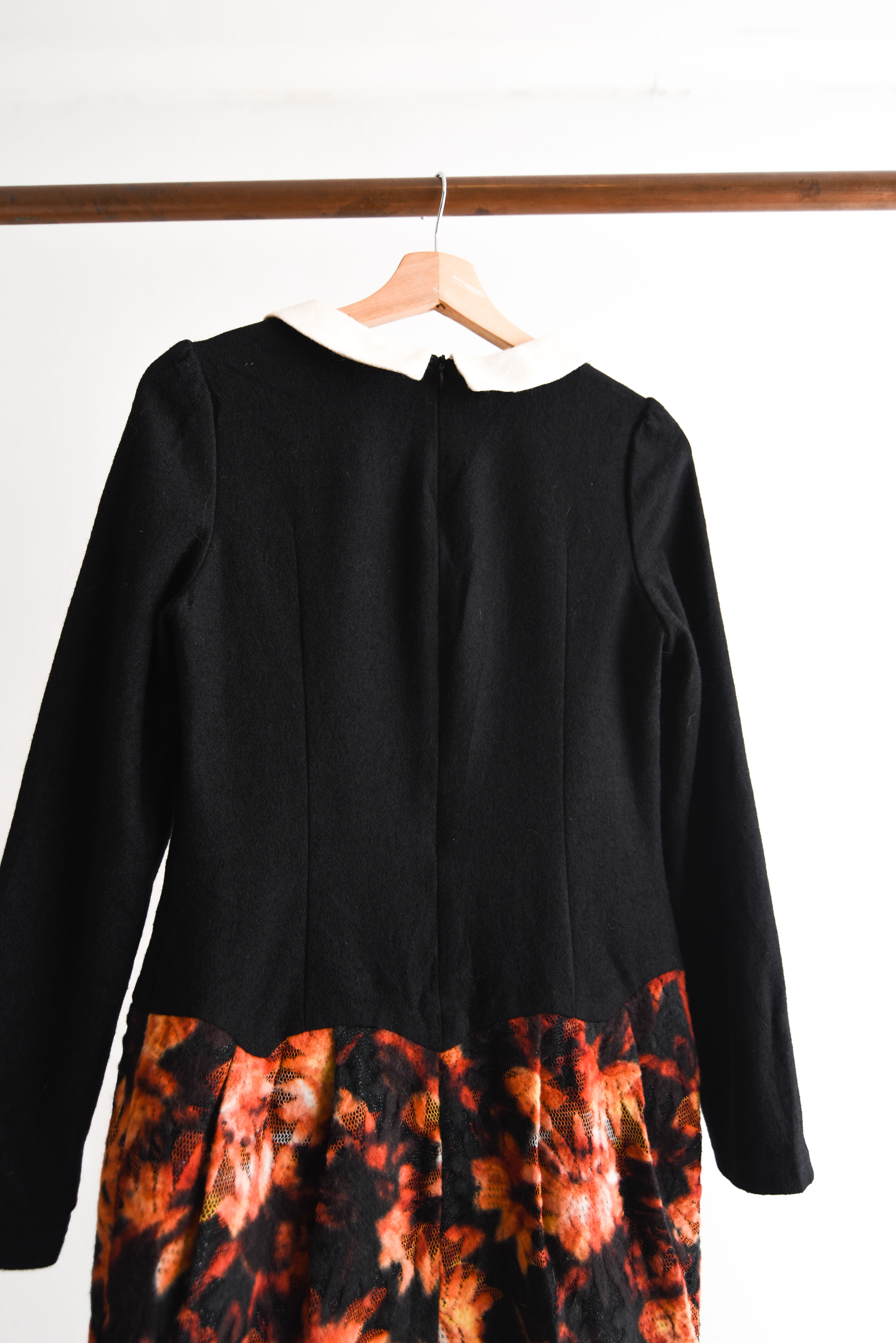 Vestido negro invierno cuellito