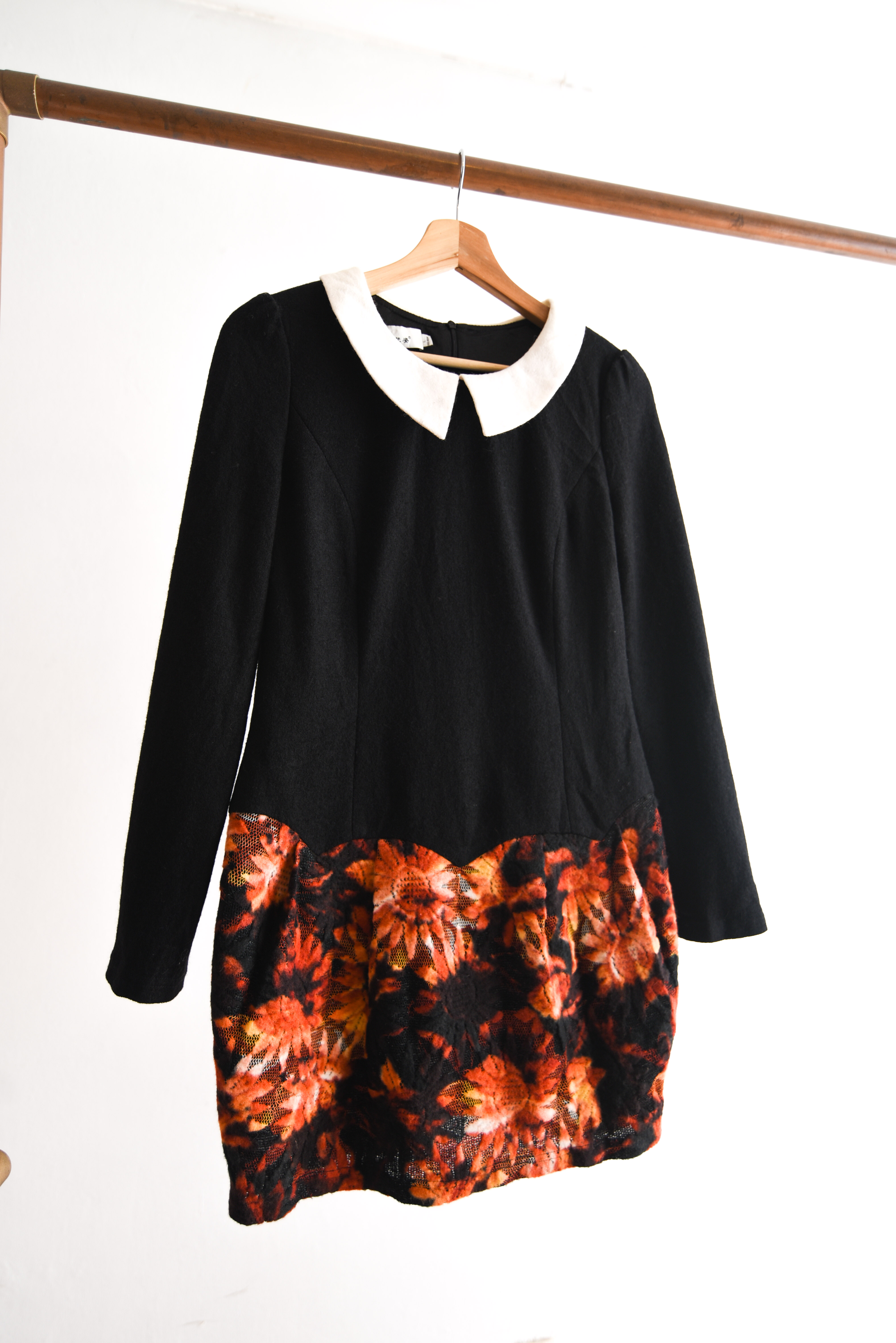 Vestido negro invierno cuellito