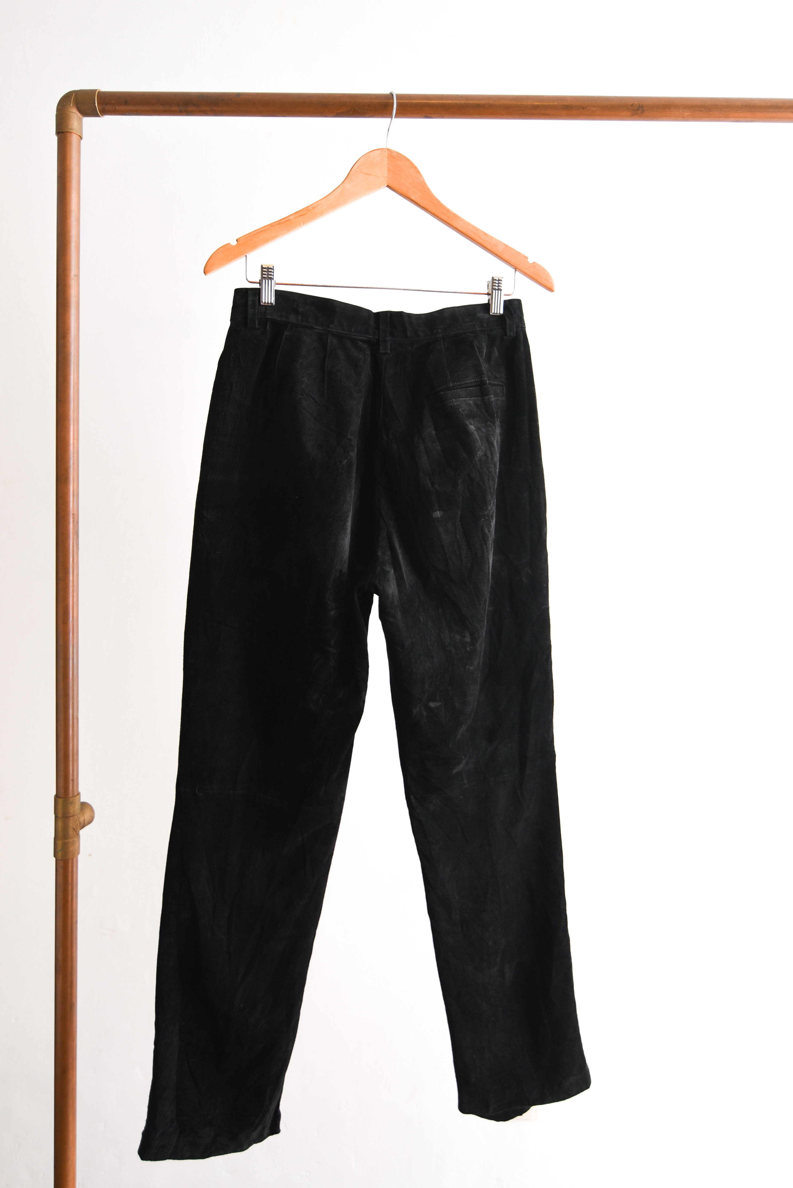 Pantalón vintage black gamuza