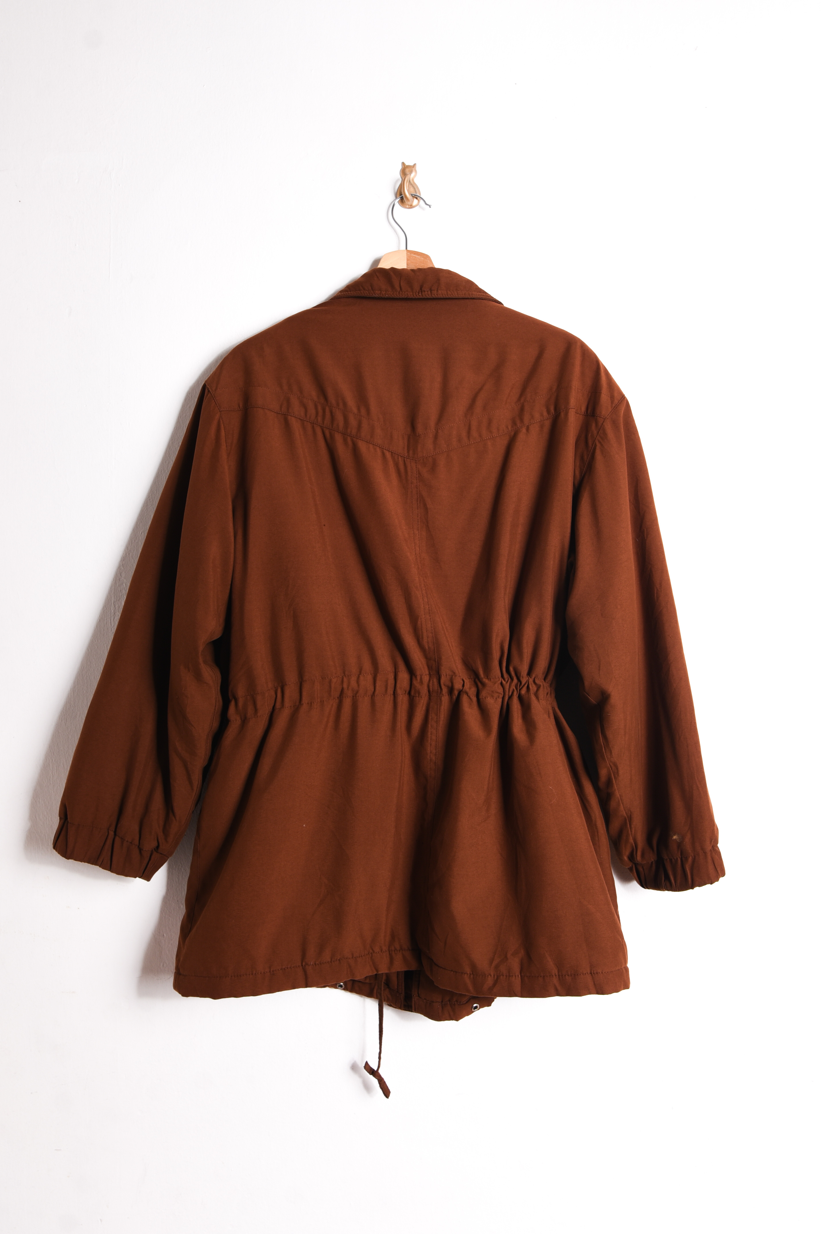 Chaqueta café chocolate acinturada vntg