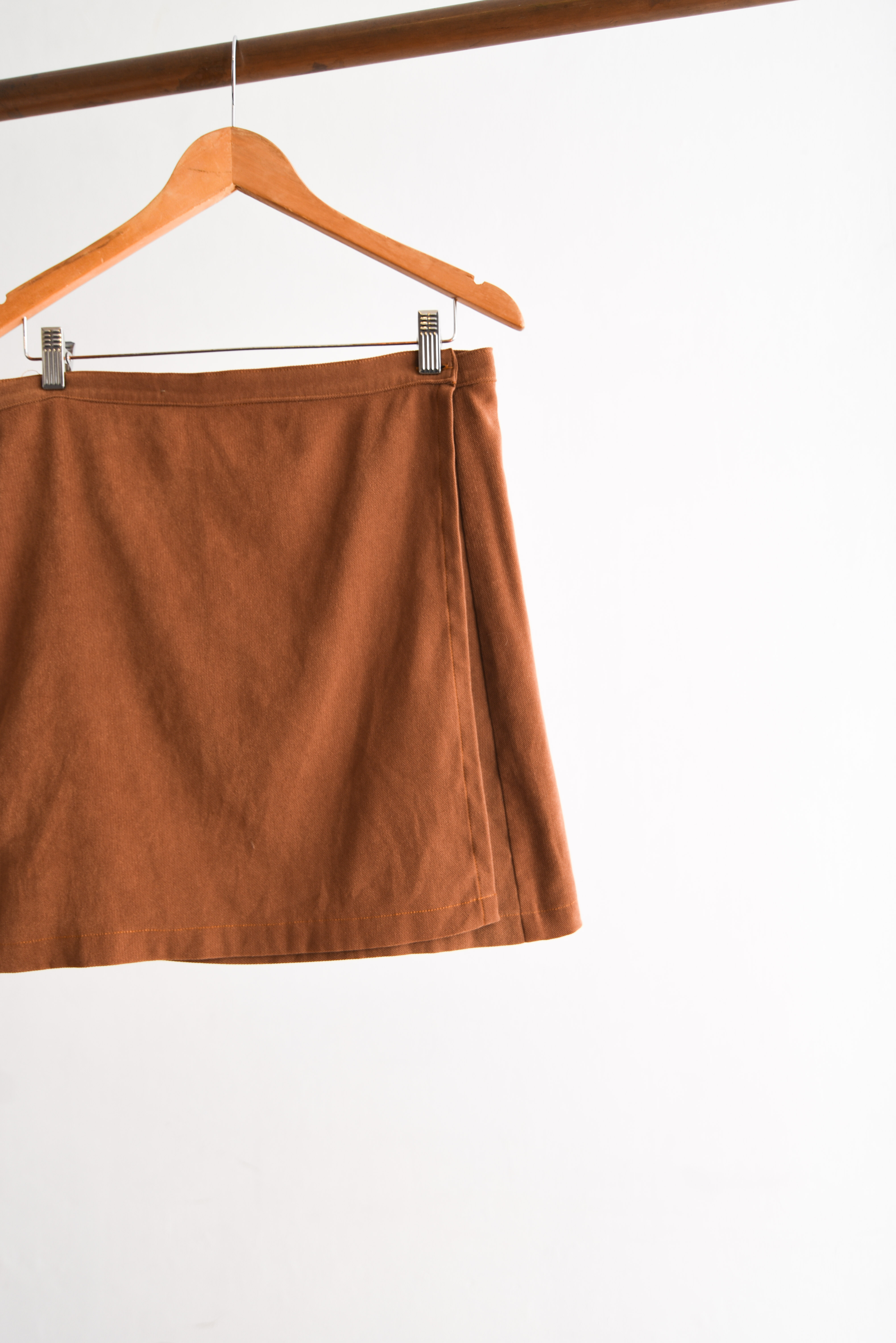 Falda envolvente café vintage