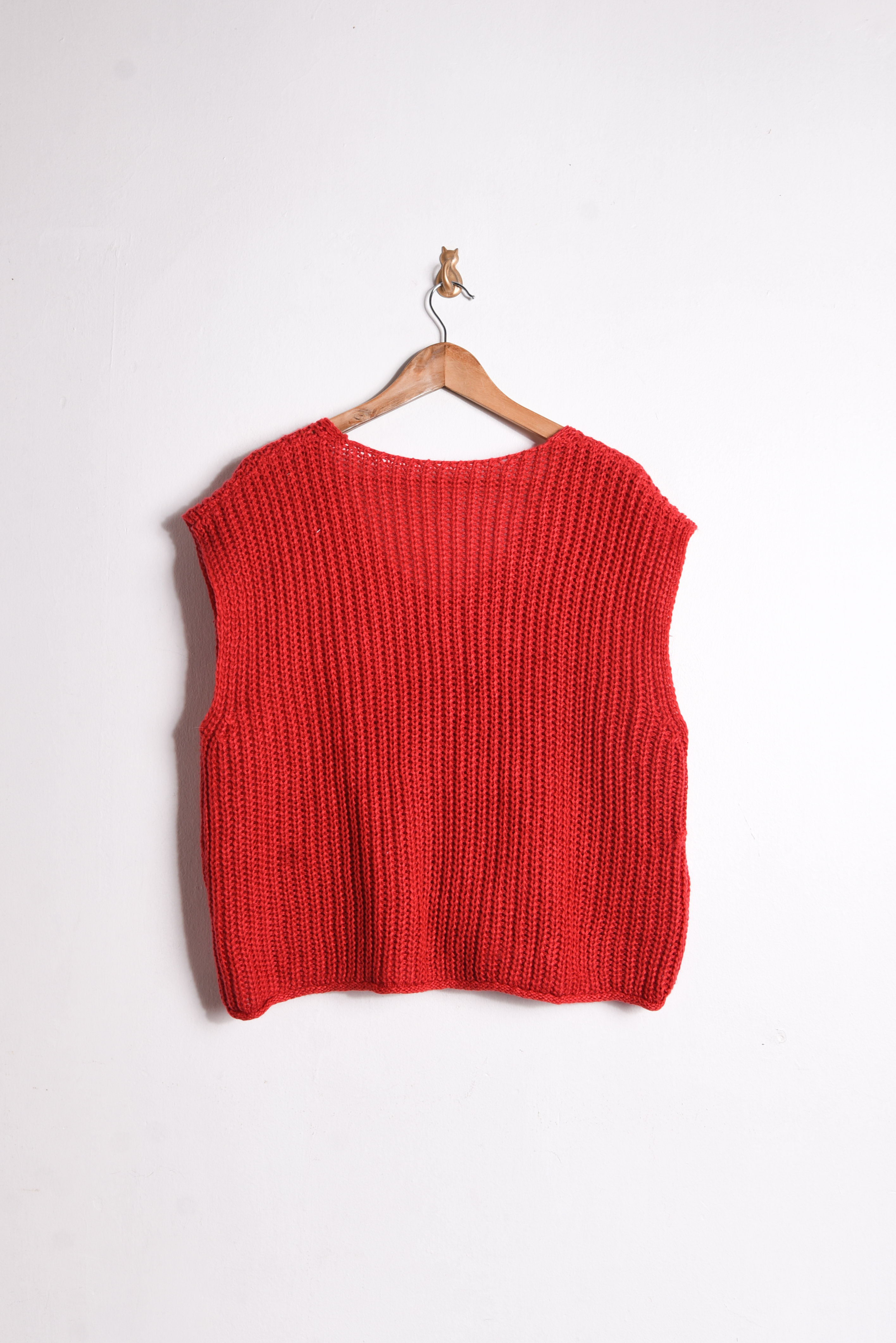Sweater vest true red