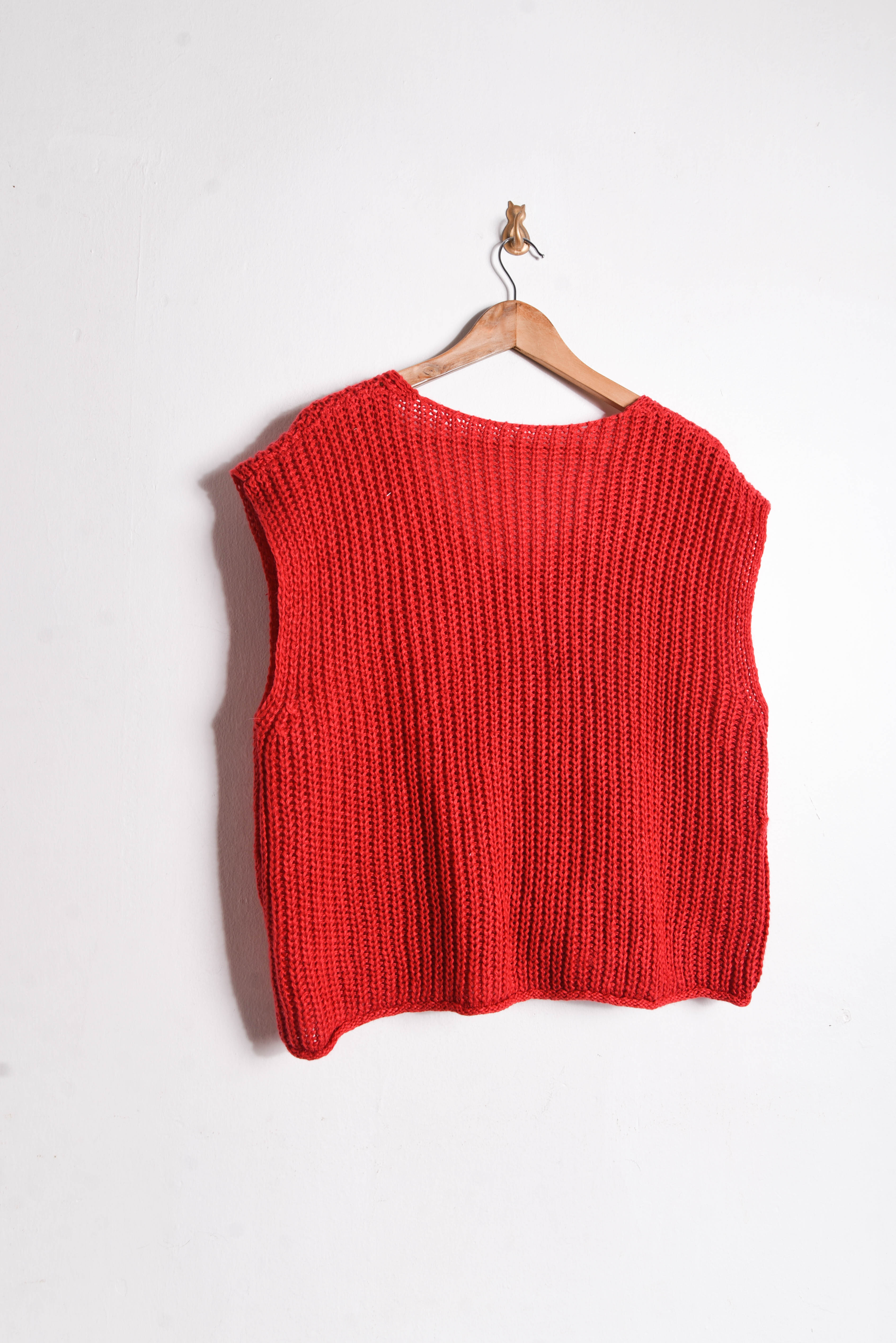Sweater vest true red