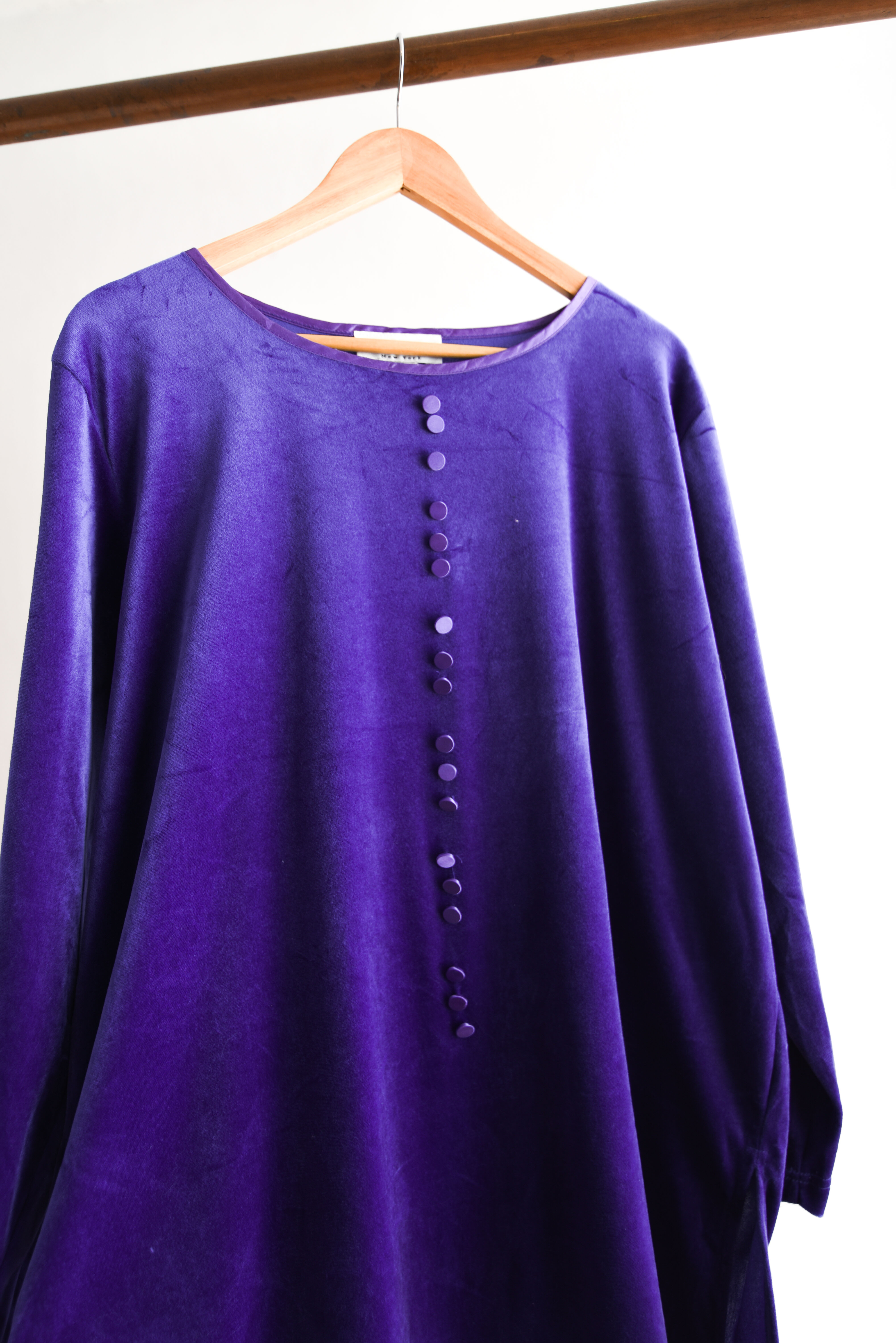 Polerón purple plush botones