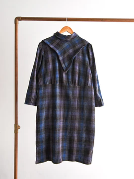 Vestido invernal azul y gris lanilla