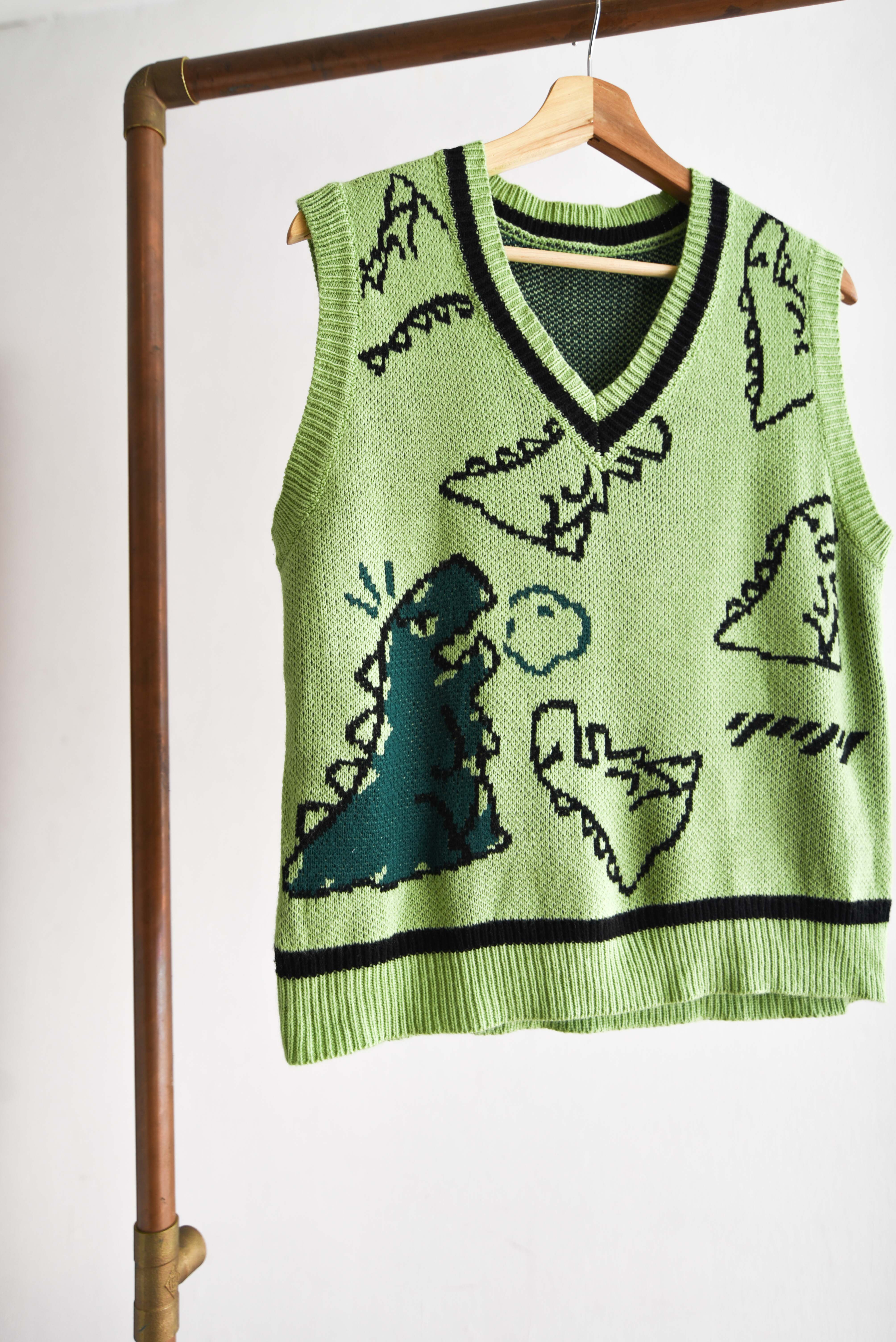 Sweater vest verde dinosaurios