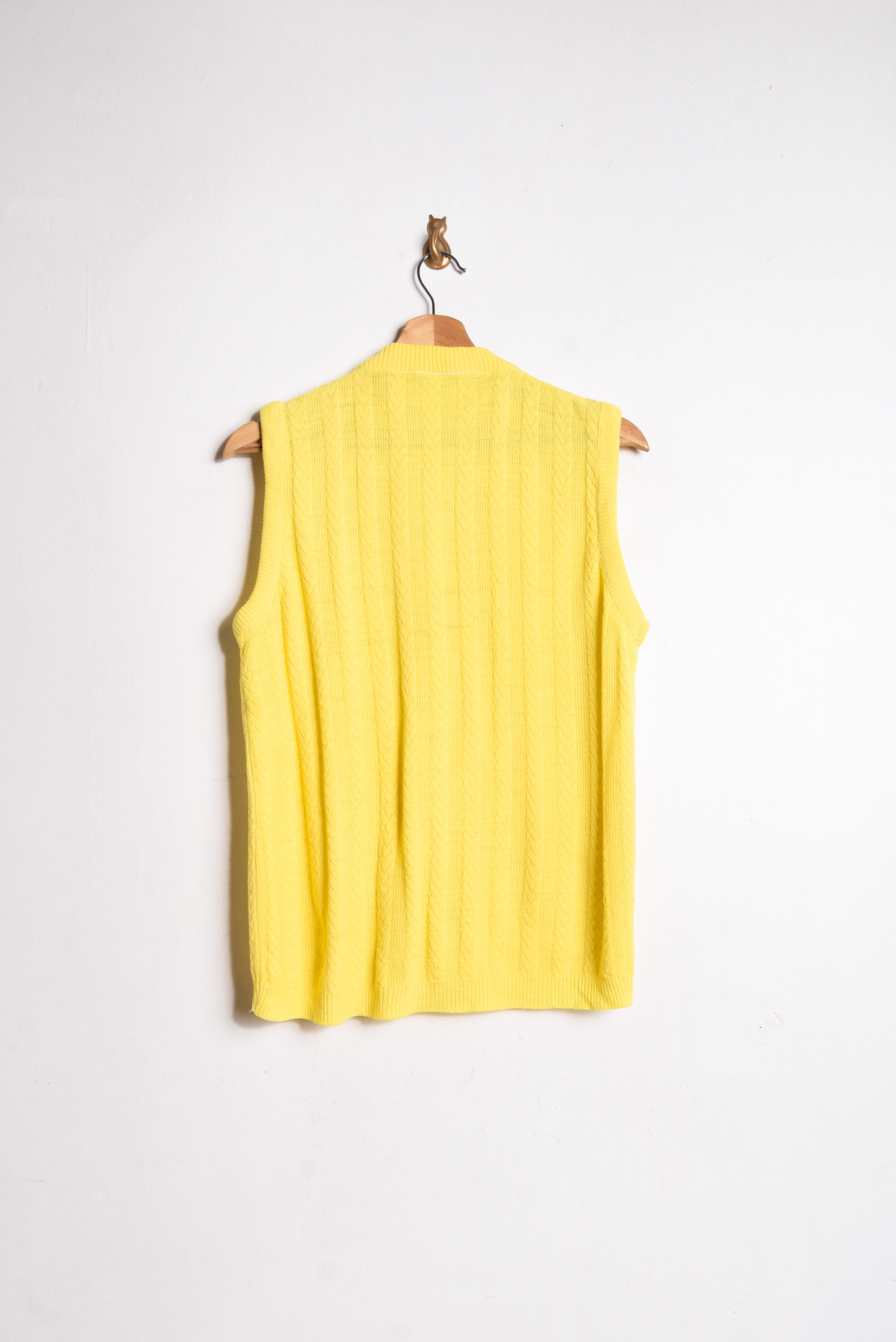Sweater vest amarillo 70s