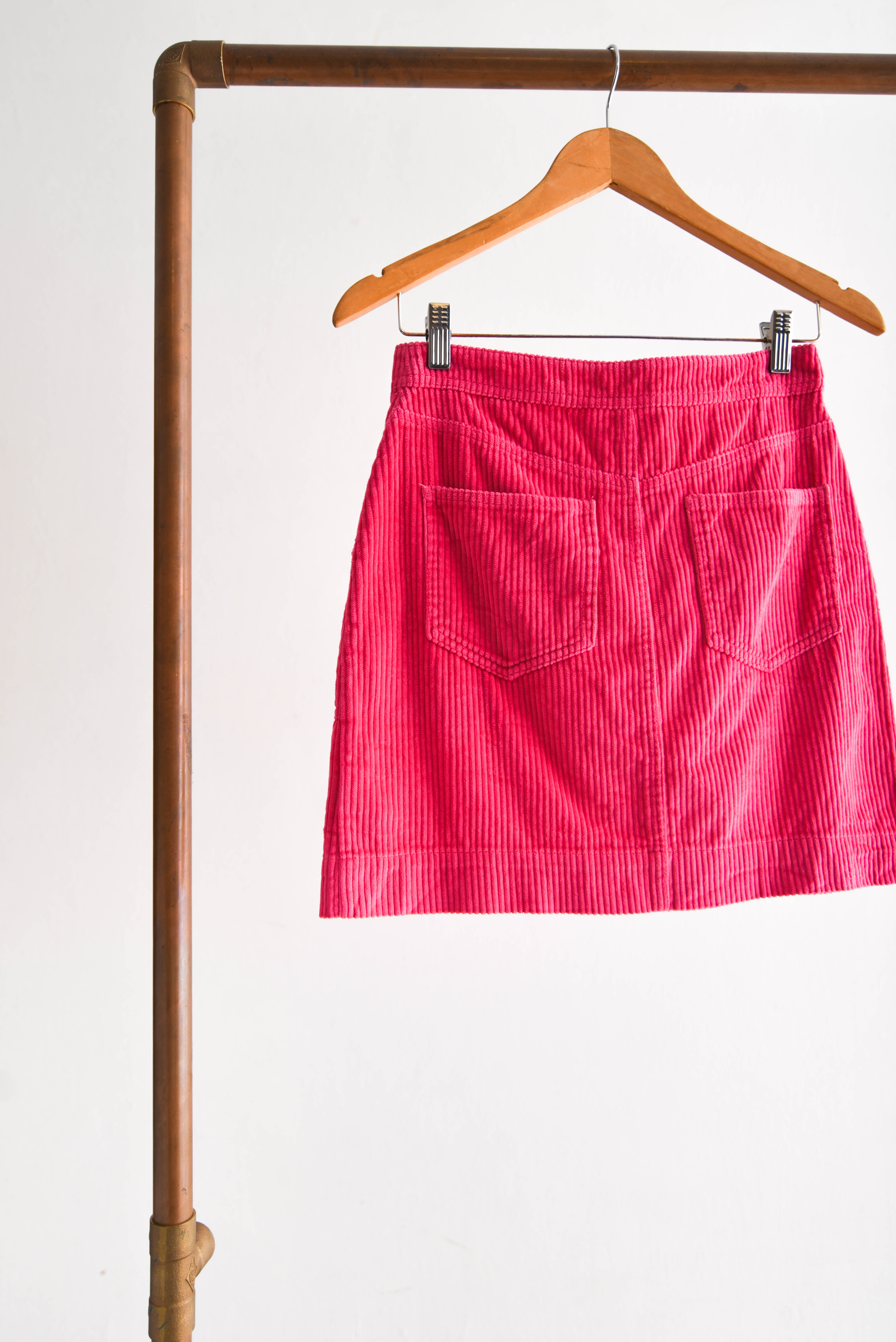 Falda power pink cotelé