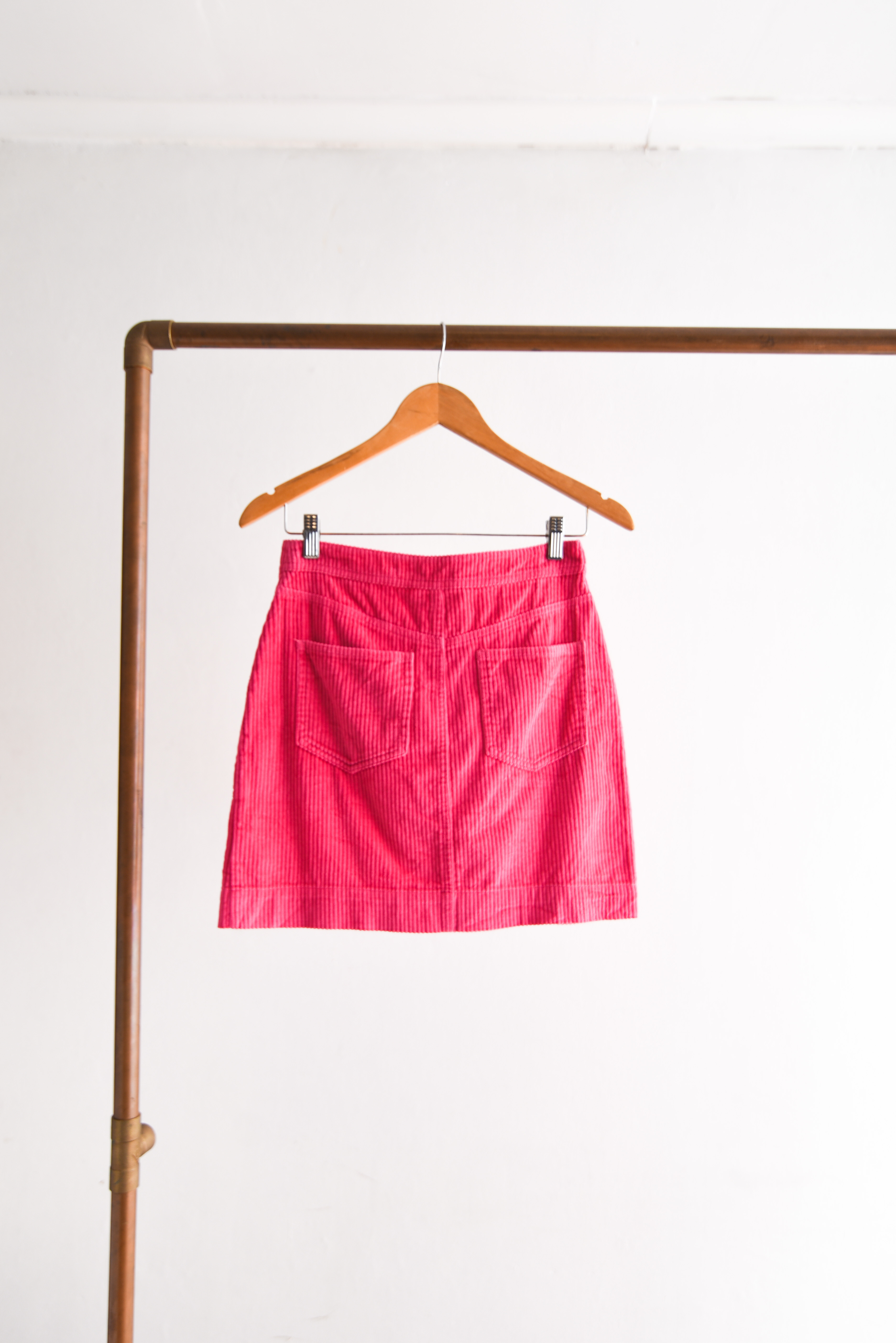 Falda power pink cotelé
