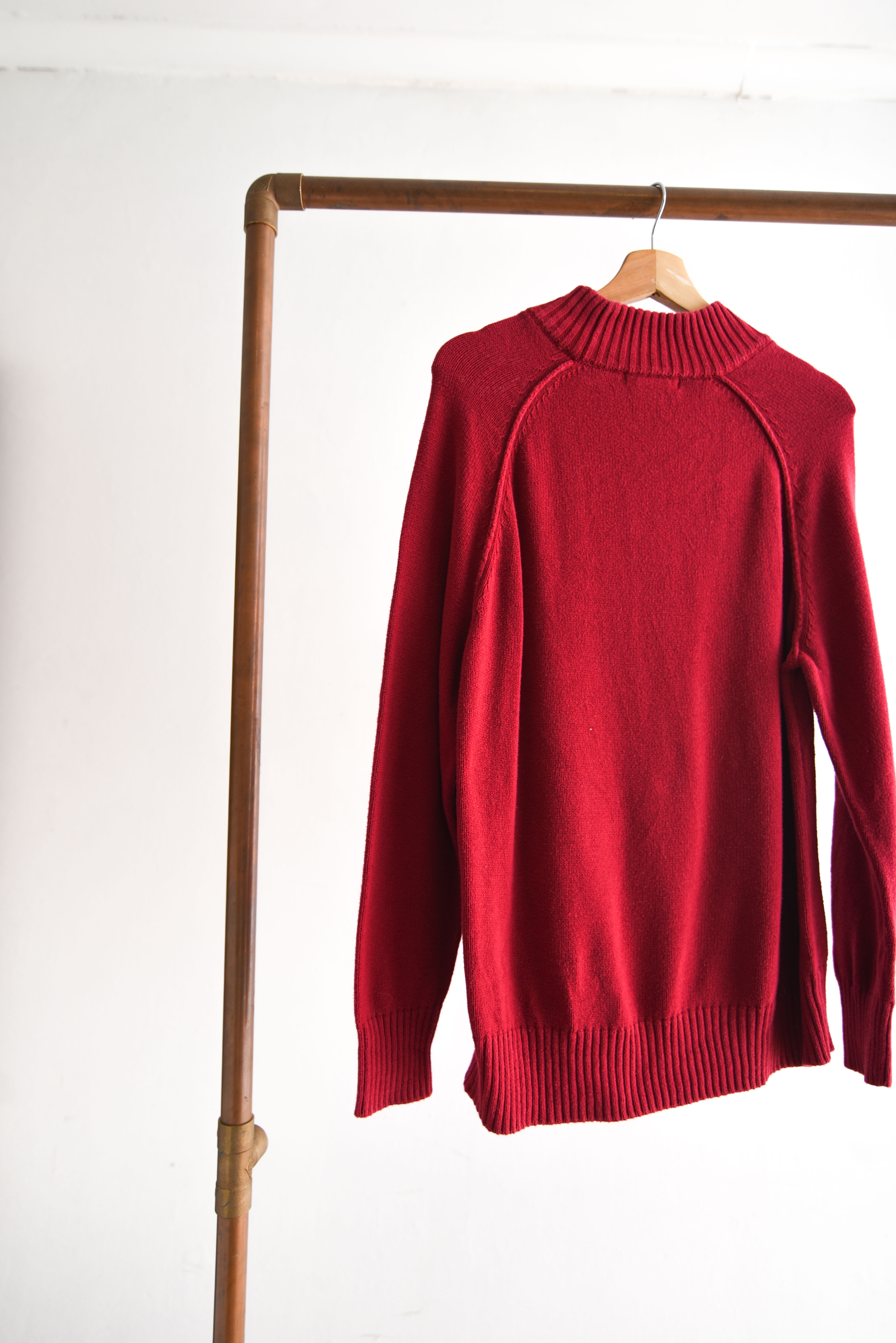 Chaleco rojo cuello alto