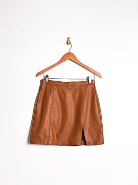 Mini falda camel eco cuero