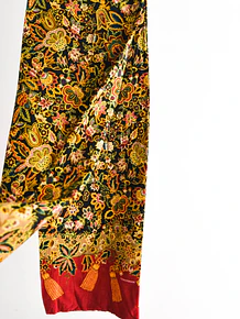 Pañuelo rectangular flores y borlas vintage
