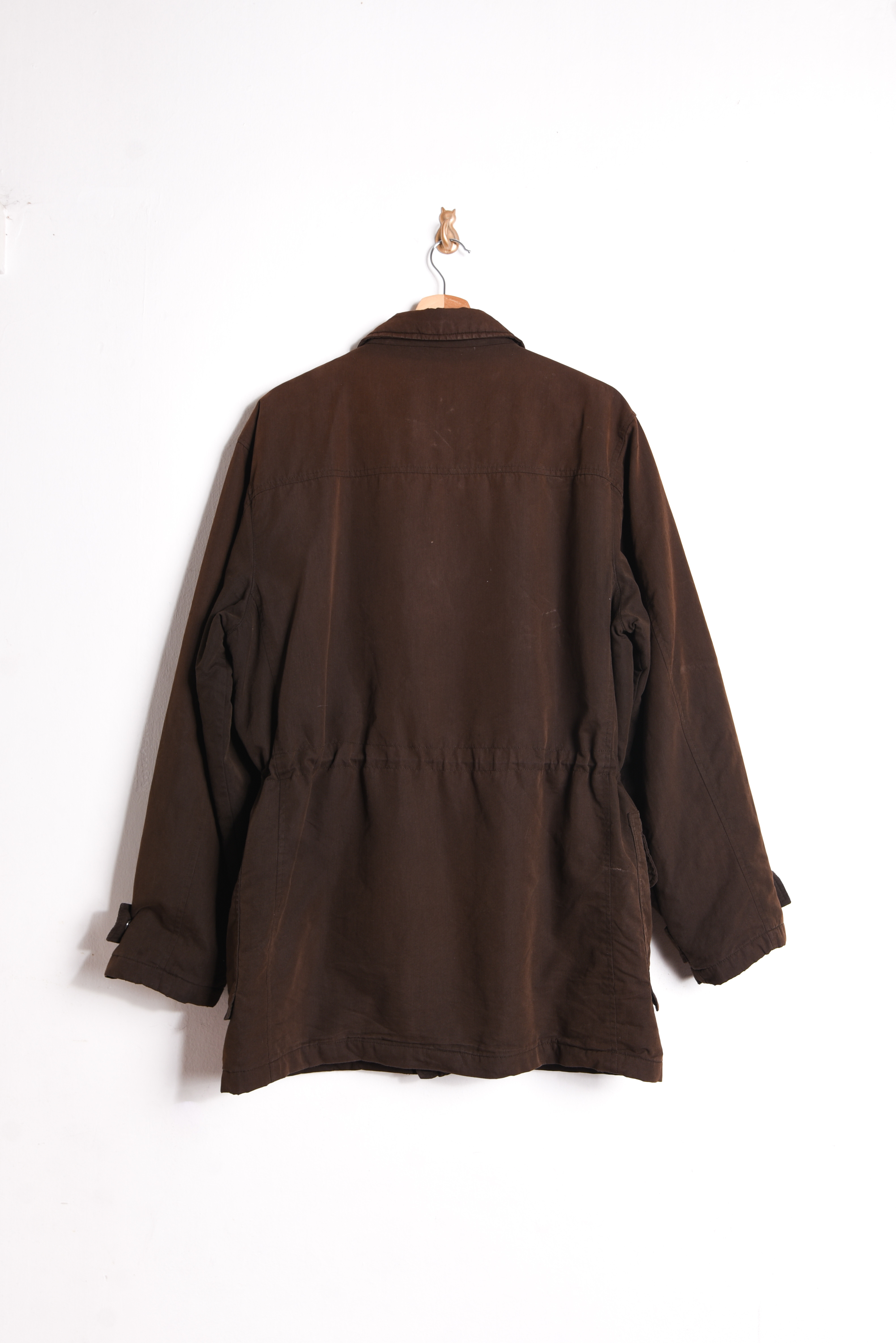 Chaqueta café Cacharel acinturada