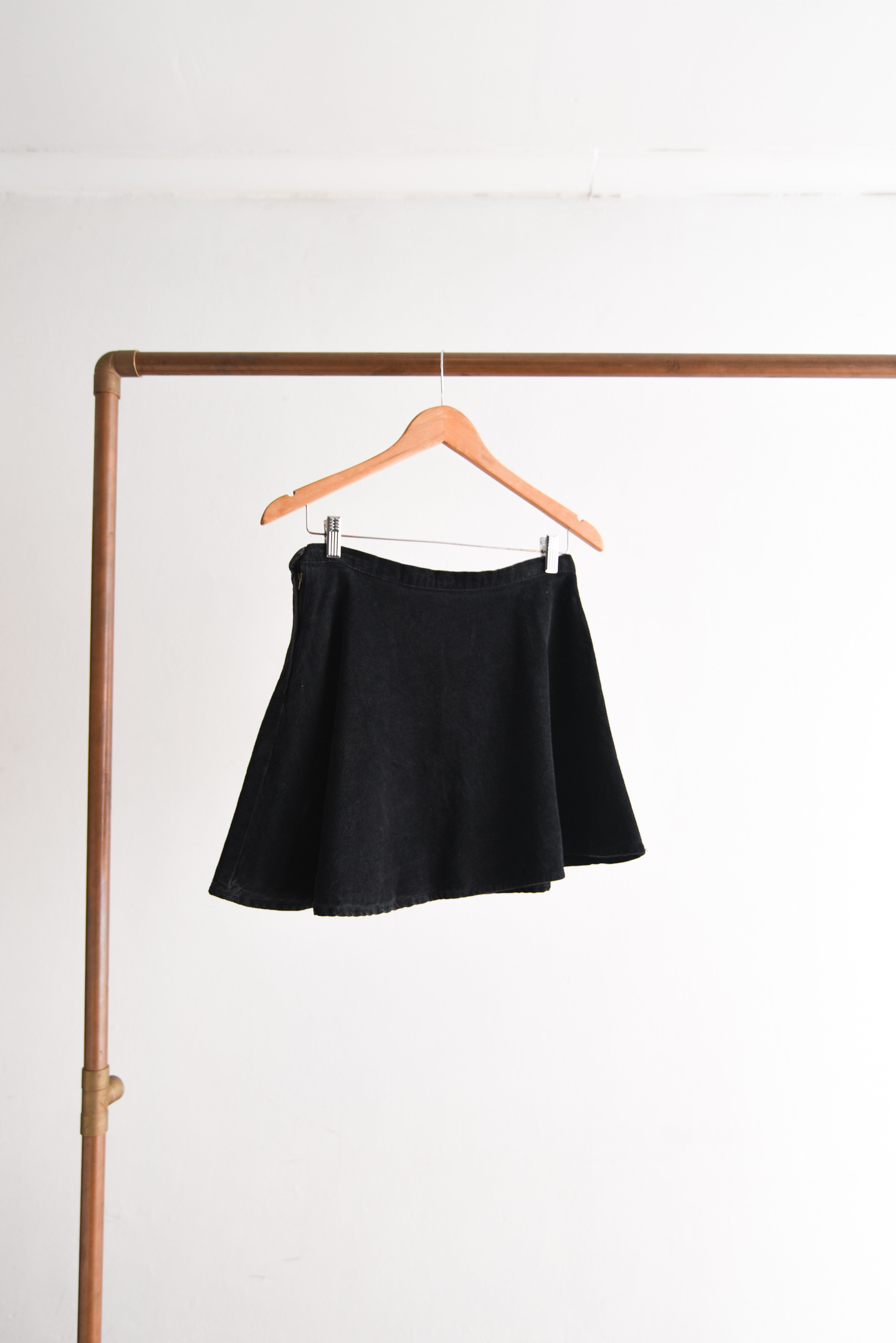 Falda cotelé American Apparel
