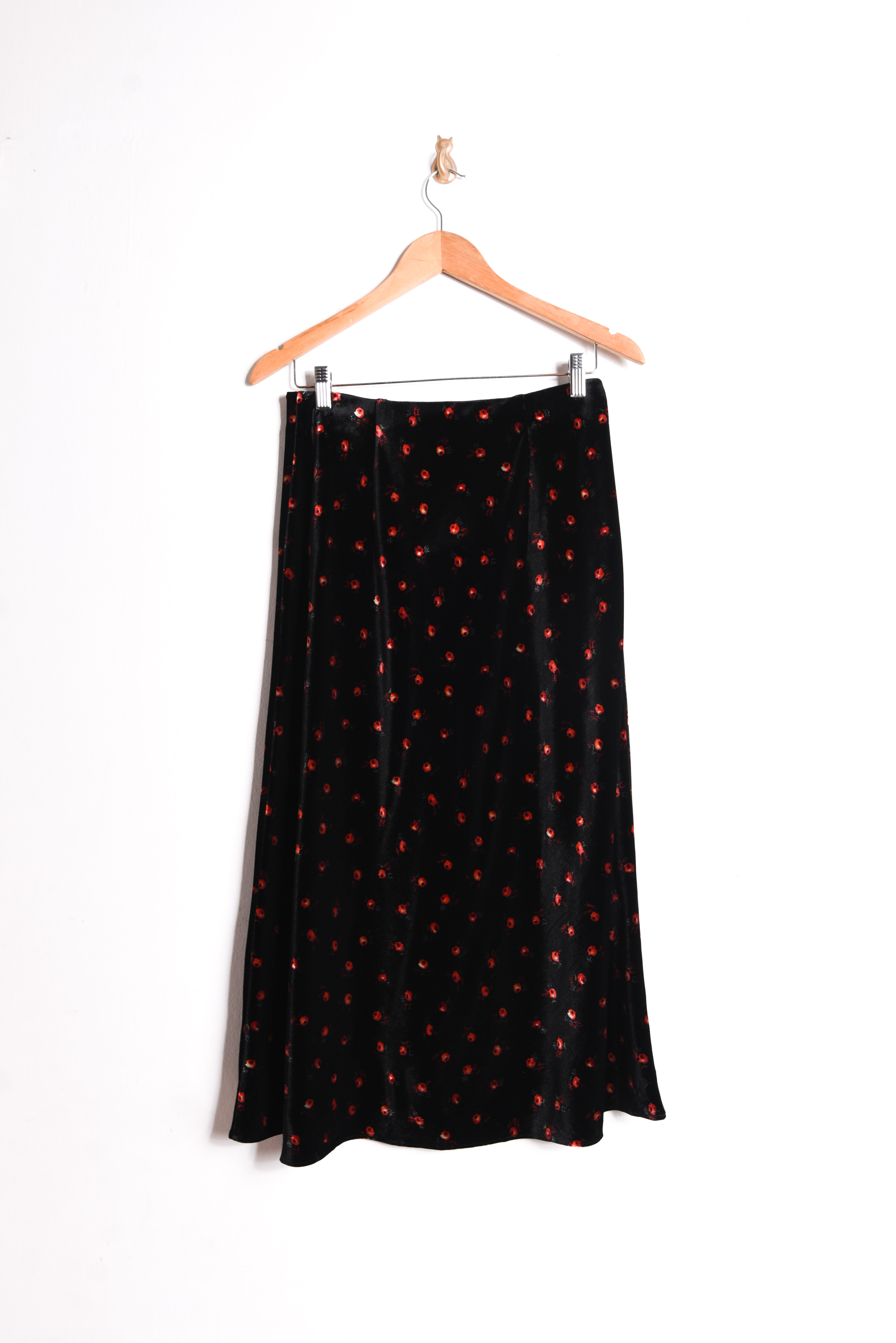 Falda velvet black floral