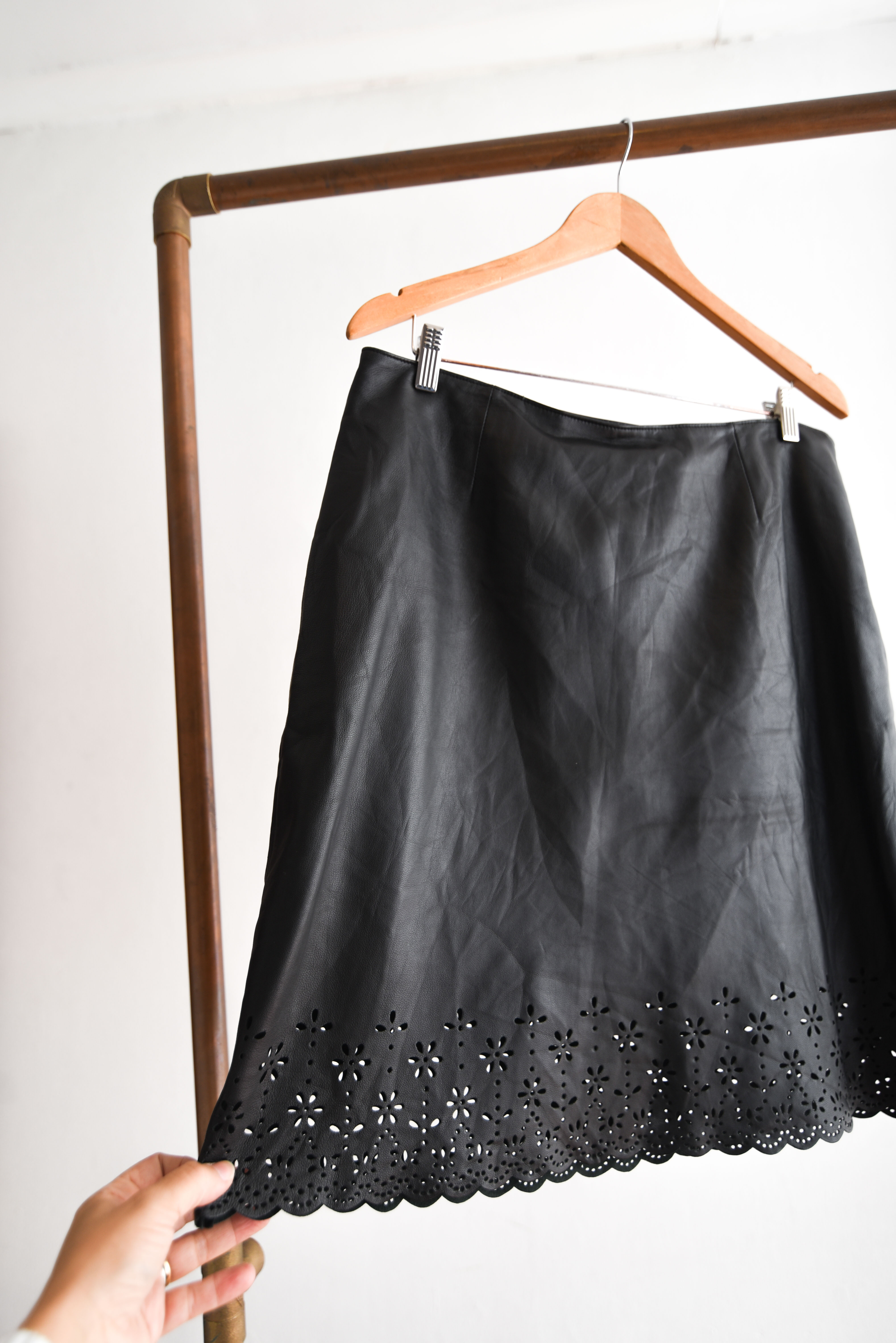 Falda vintage cuero 90s