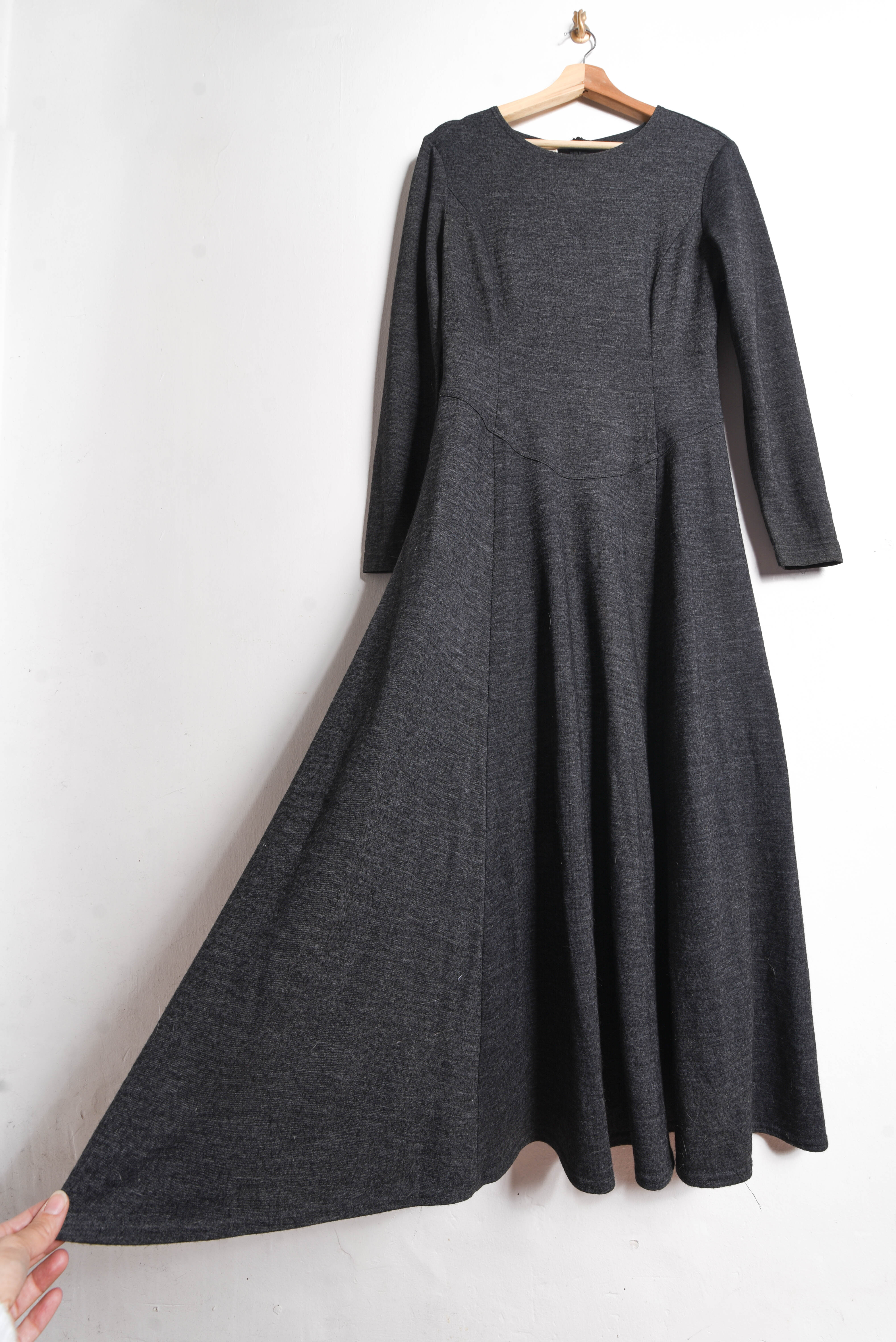 Maxi vestido grafito lana 90s