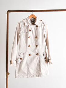 Trench gris perla botones