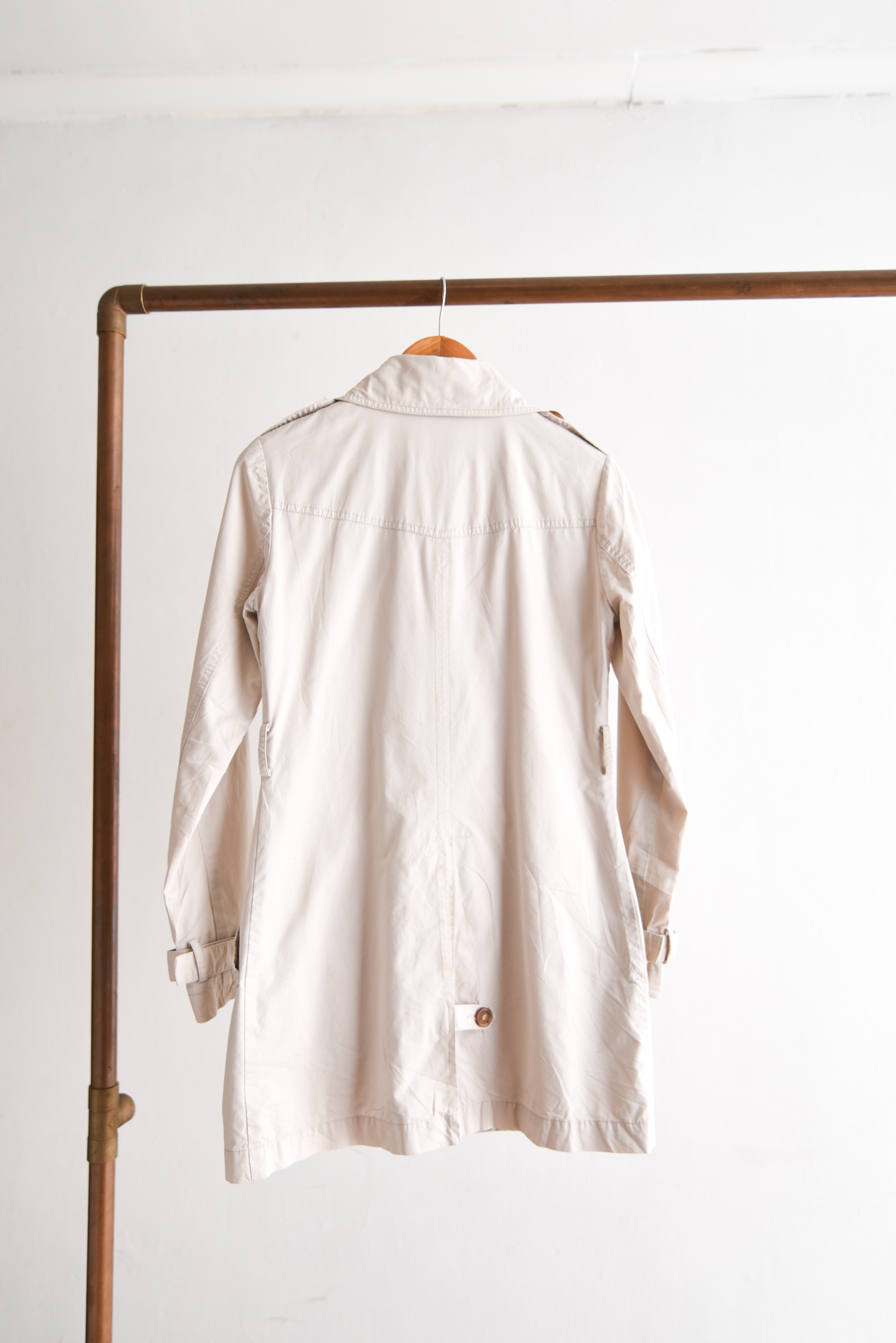 Trench gris perla botones
