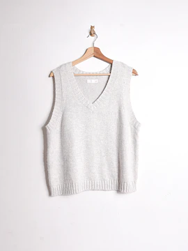 Sweater vest gris perla brillos