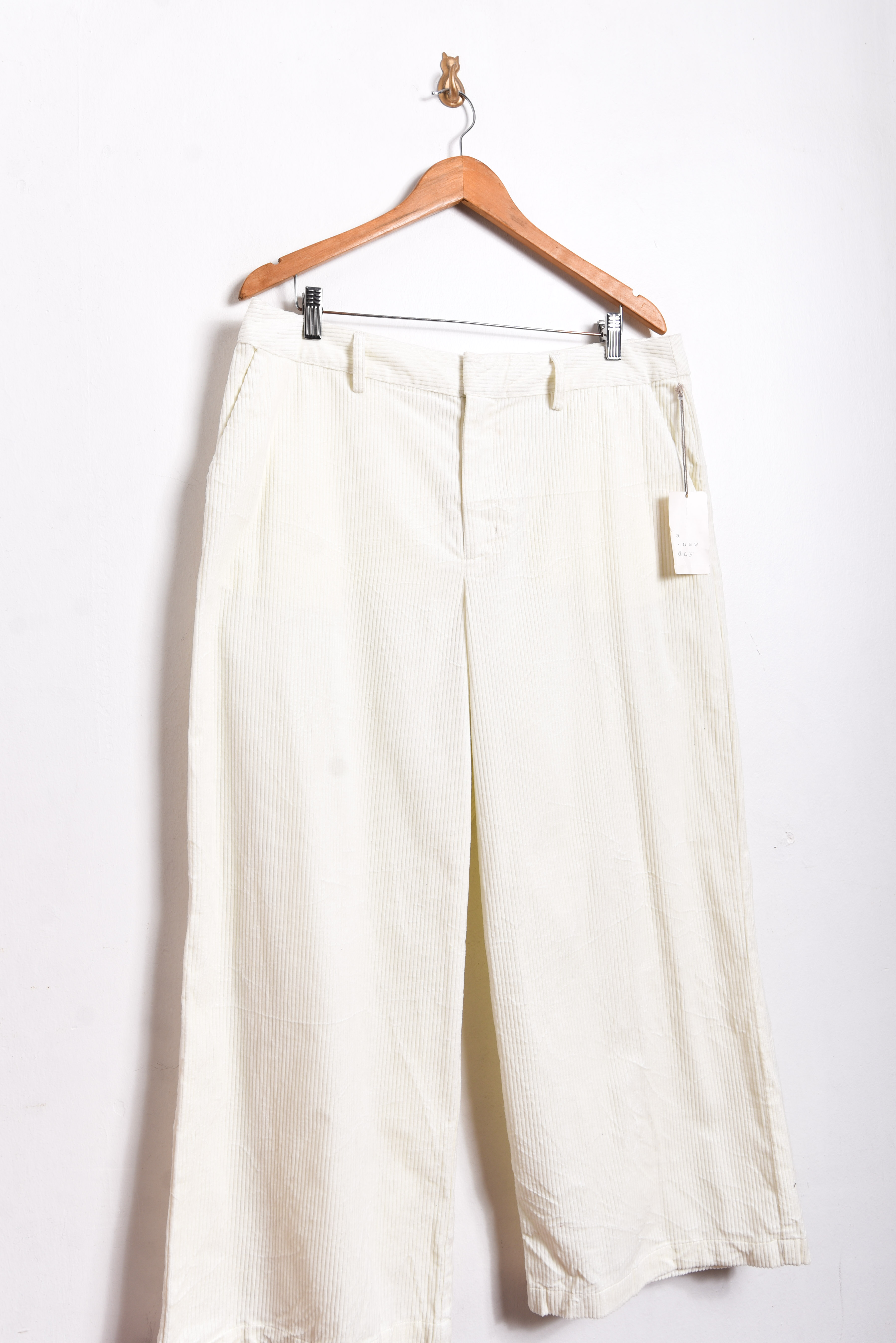 Pantalón wide leg cotelé marfil