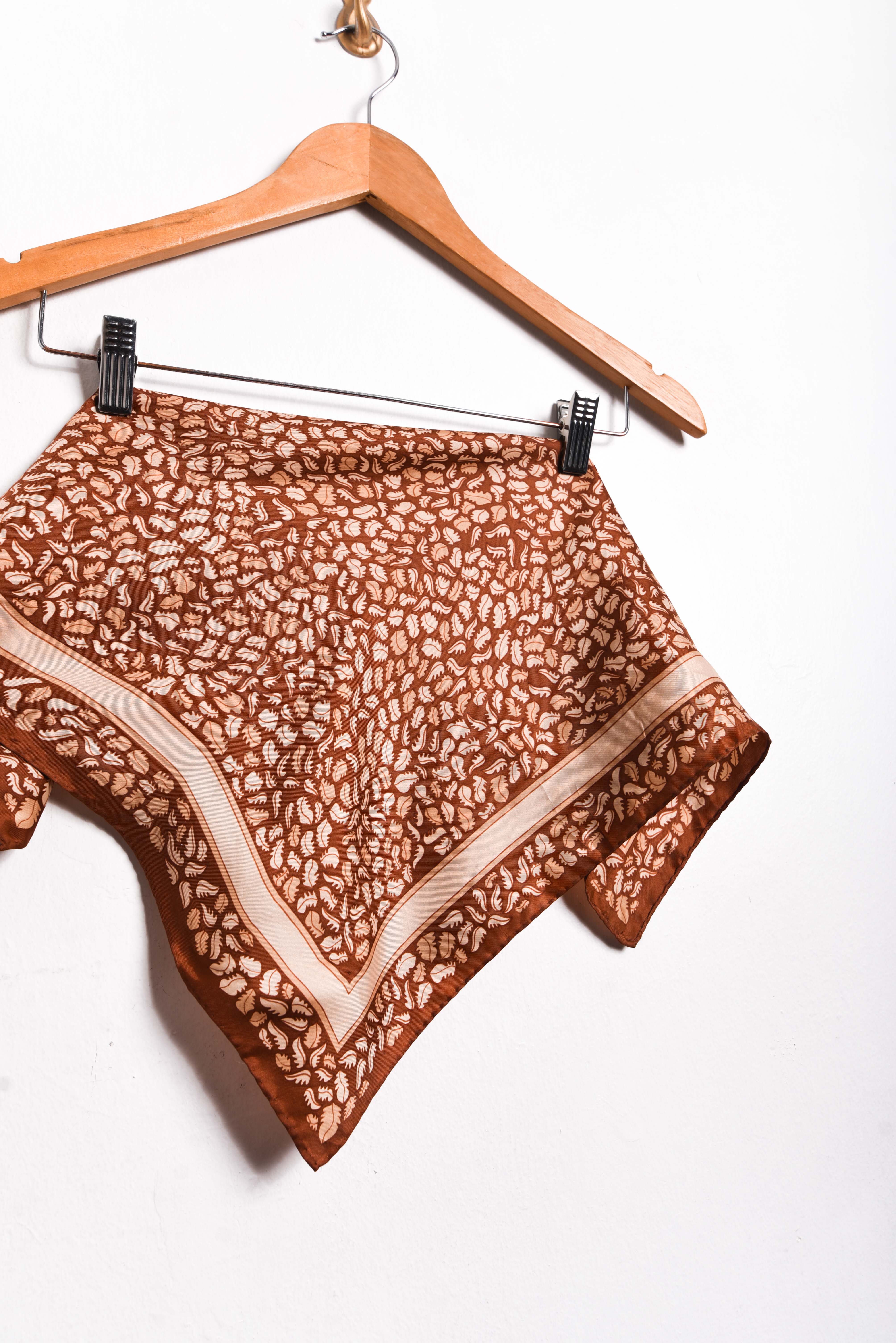 Pañuelo Anne Klein silk vintage