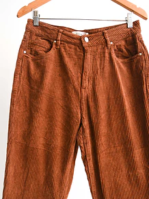 Pantalón tiro alto cotelé camel