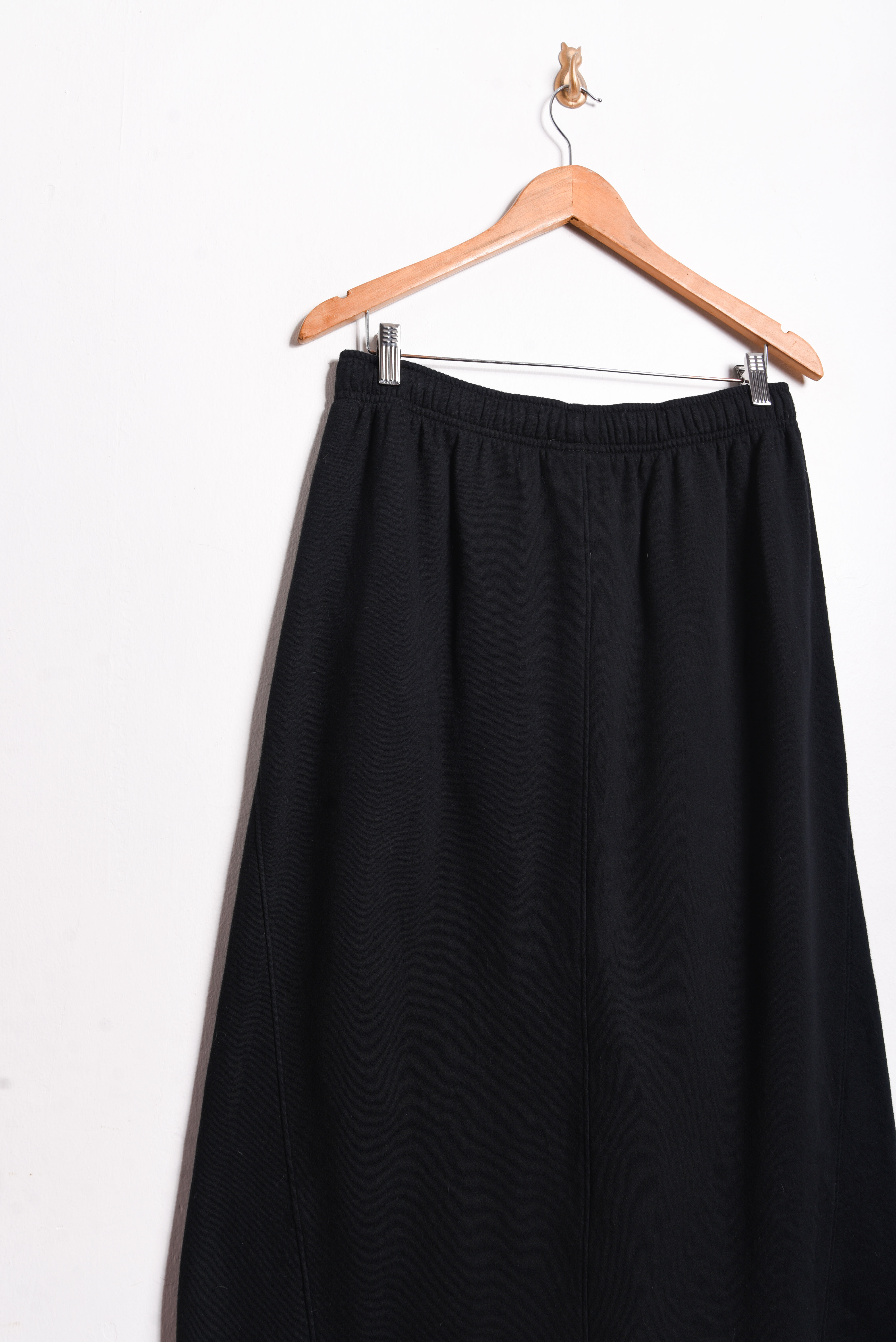 Maxi falda negra sporty