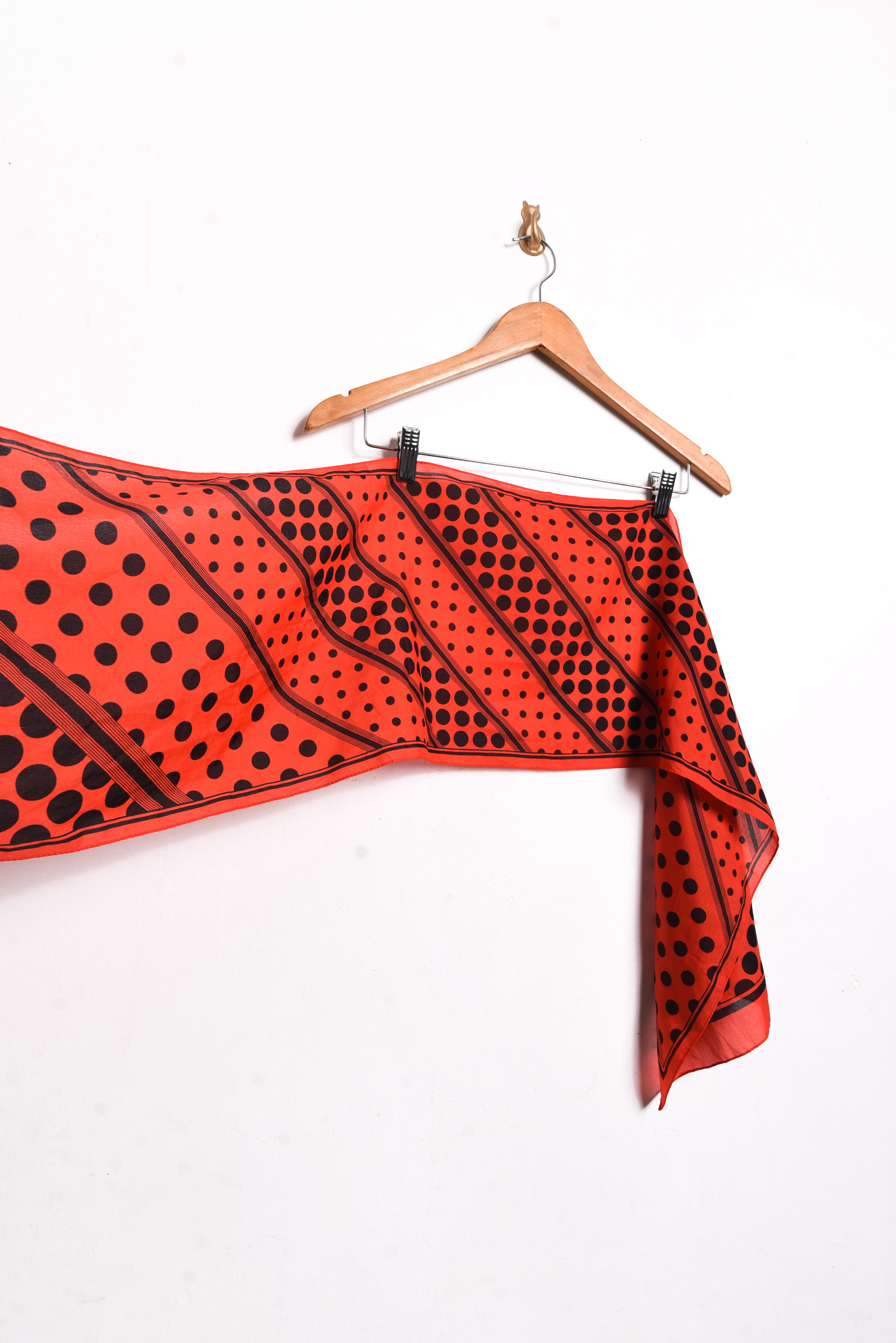 Pañuelo rojo vintage dots