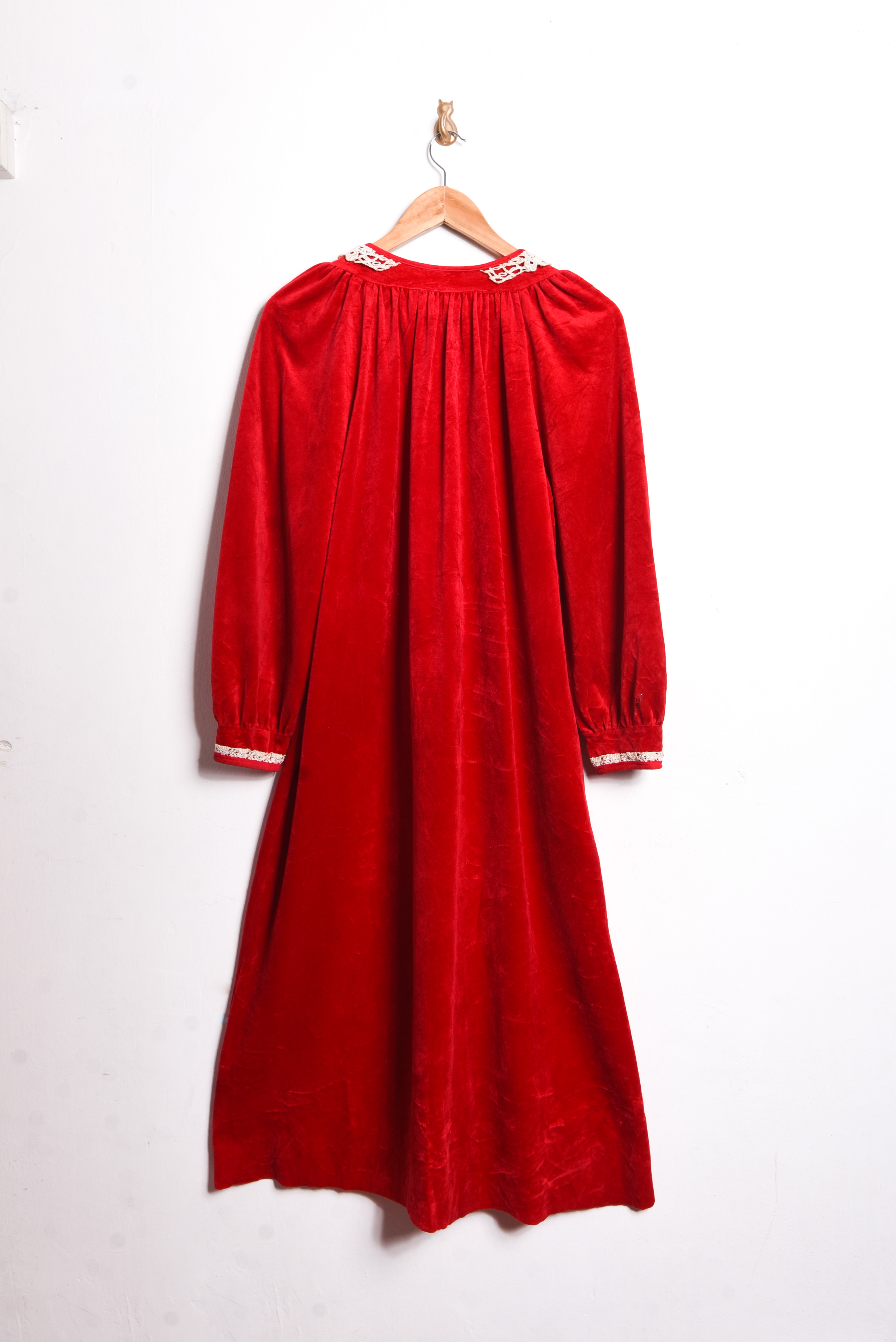 Vestido red velvet cuellito vintage