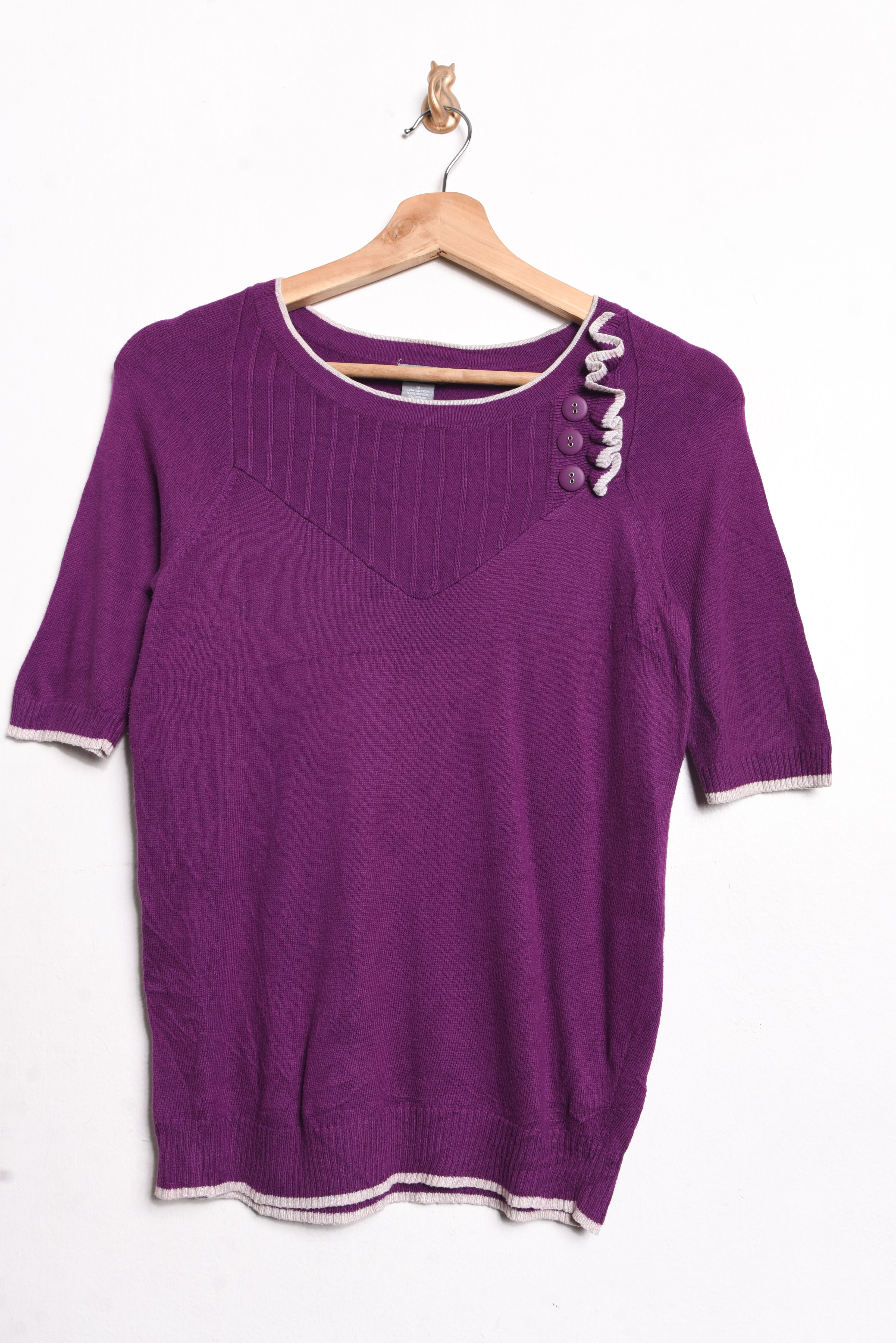 Top purple Delia's