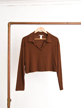 Polera crop café chocolate