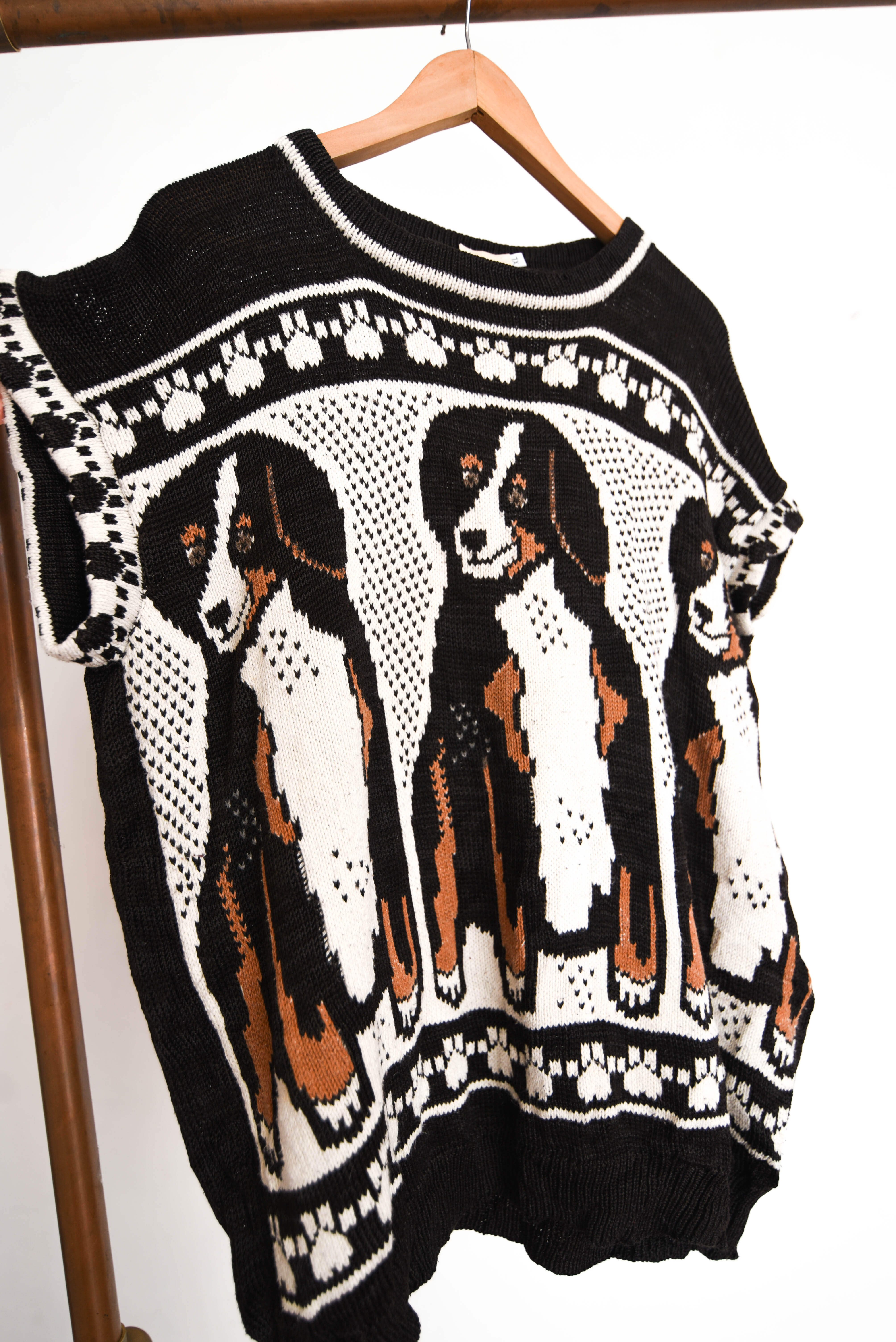 Chaleco negro perritos 