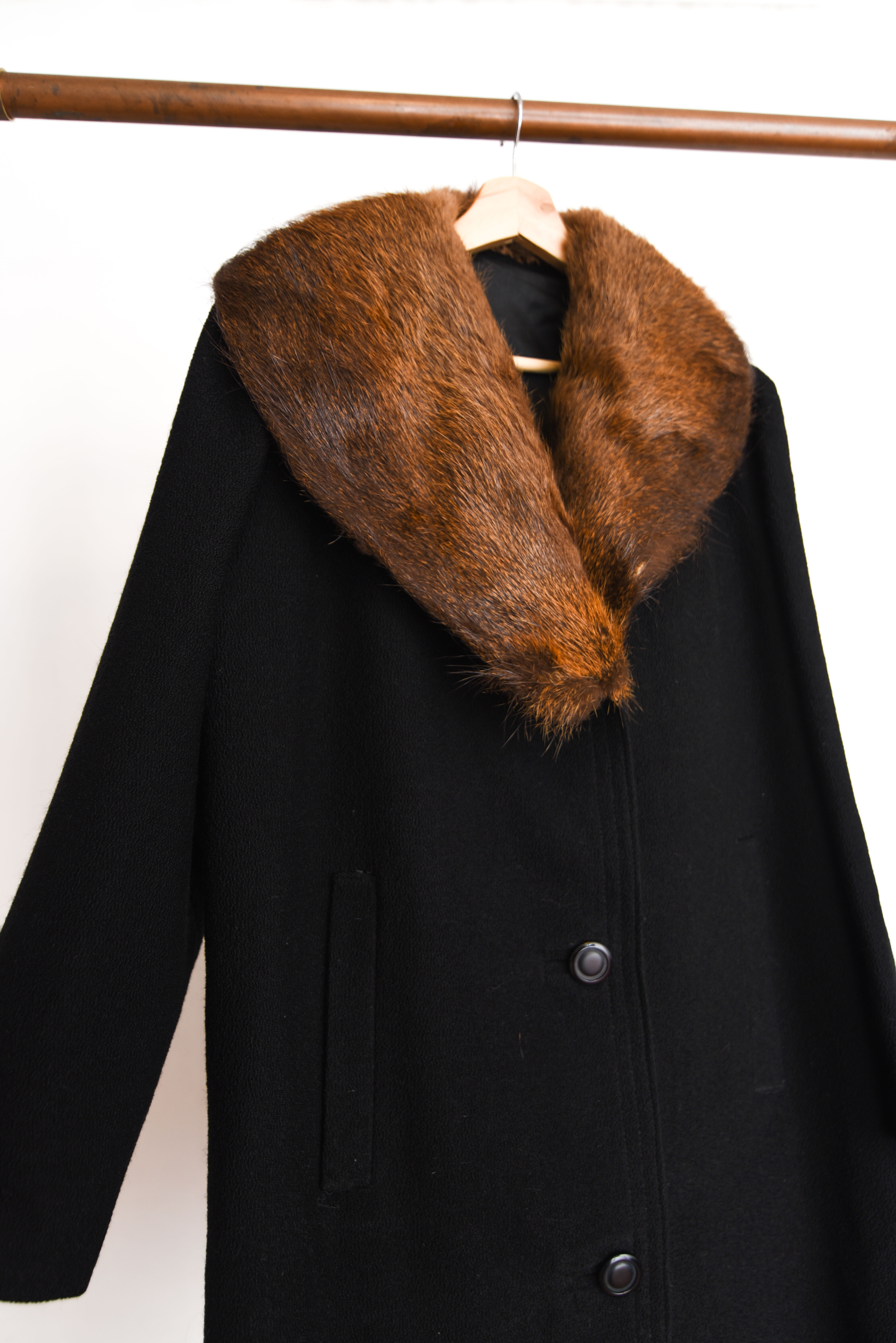 Abrigo negro vintage 60s