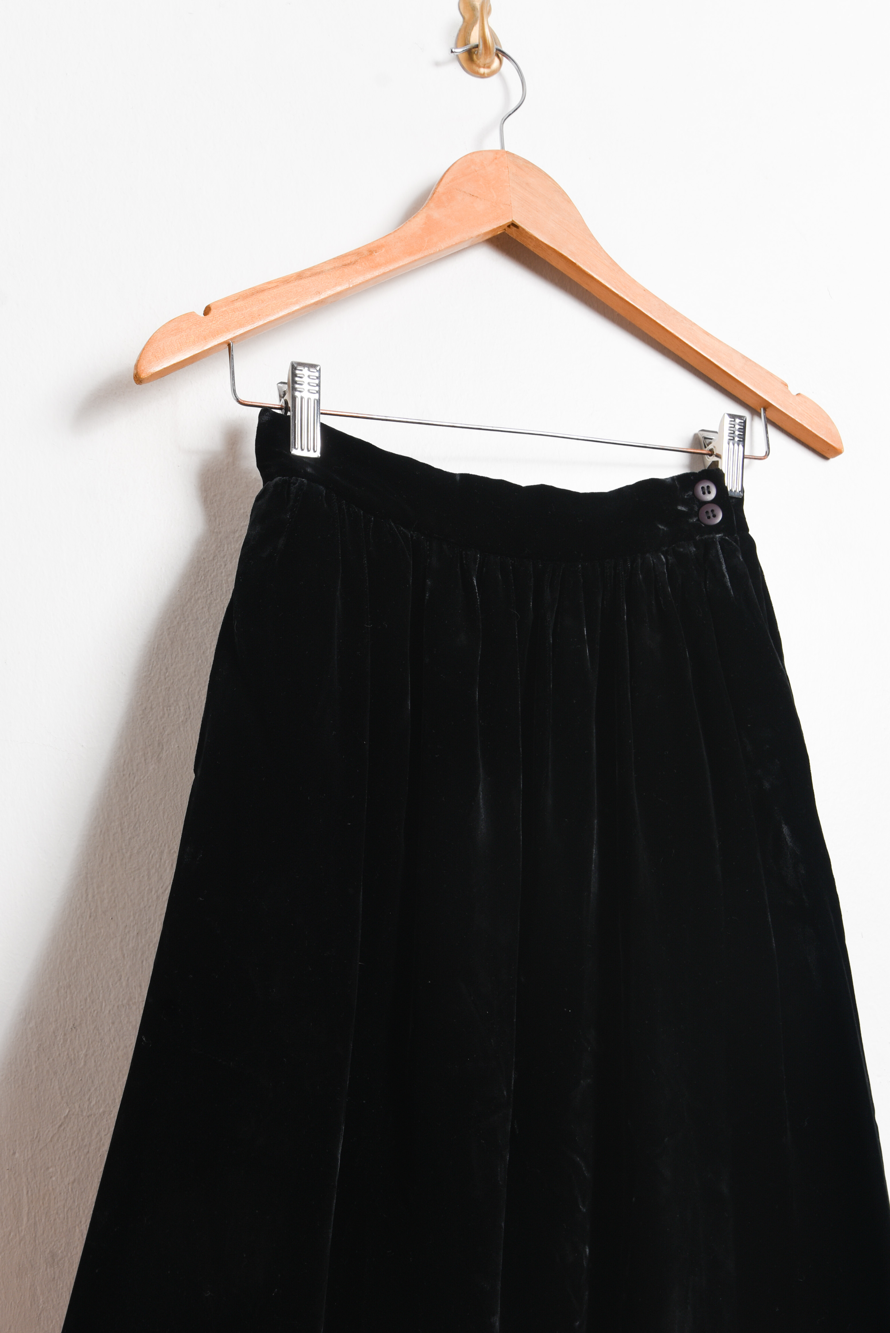 Falda terciopelo negro vintage midi