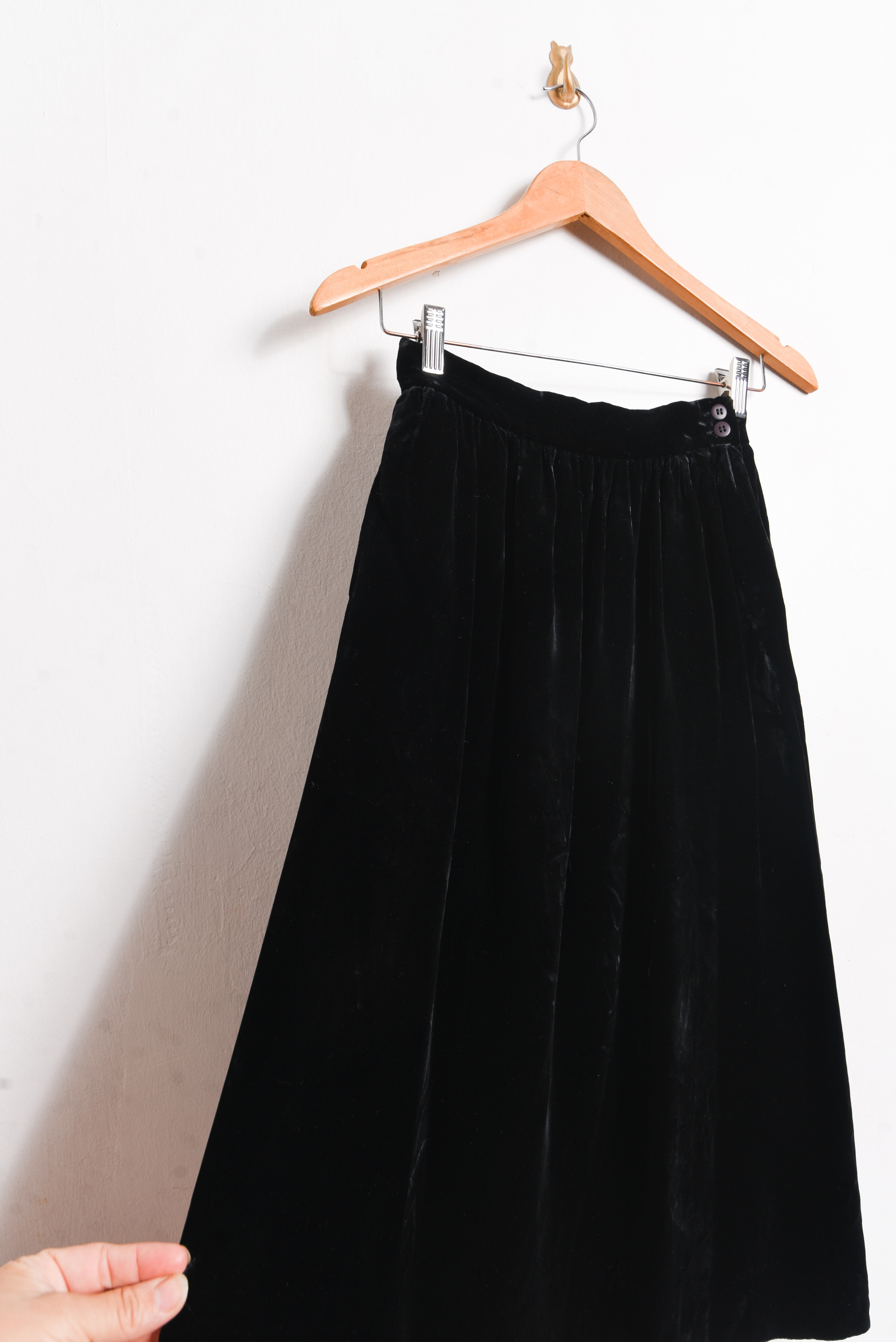 Falda terciopelo negro vintage midi