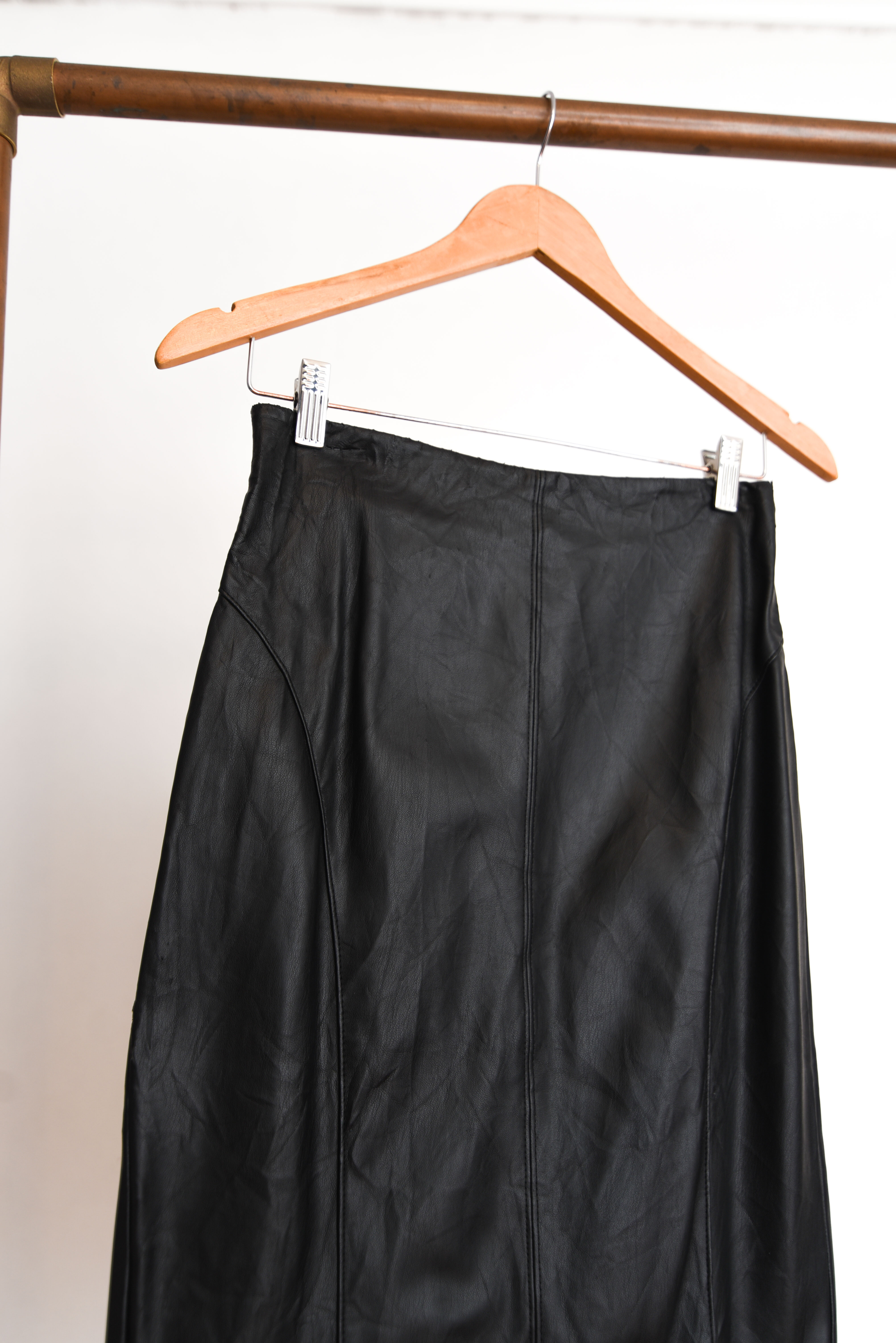 Falda eco cuero black