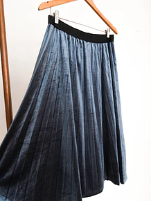 Falda velvet azul piedra